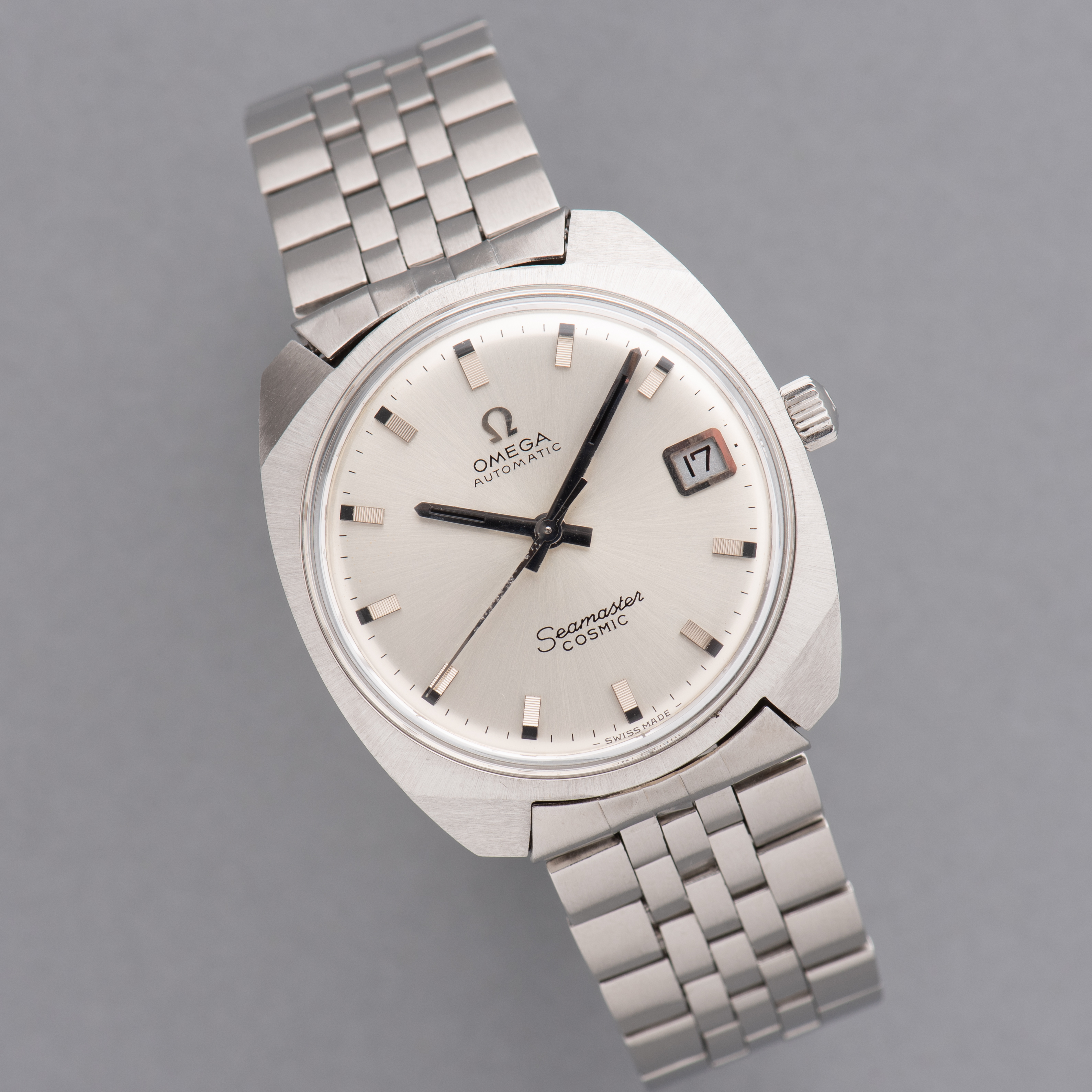 Vue de Omega Automatic Seamaster Cosmic réf 166.022 from 1968