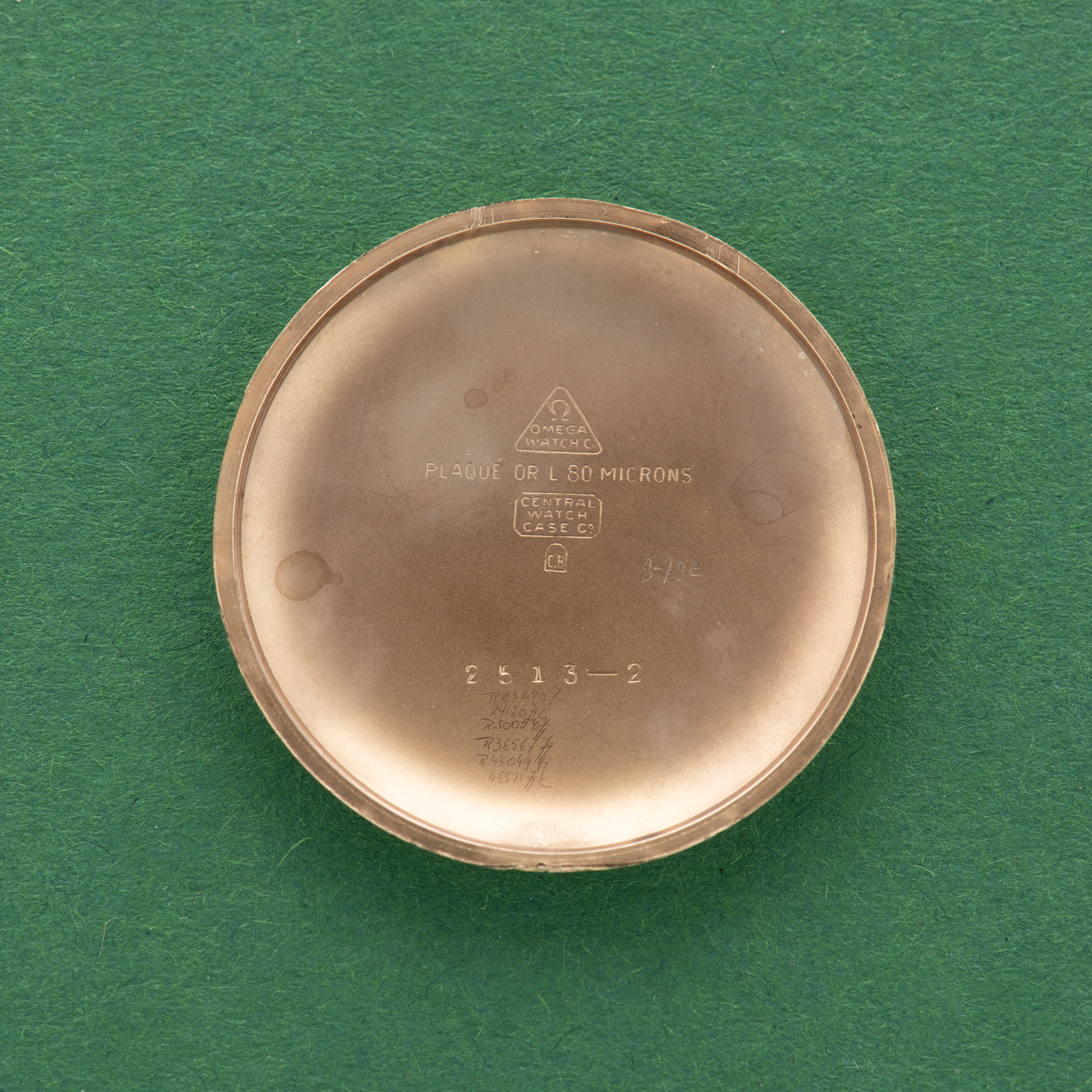 Vue de Omega mécanique cal 283 réf 2513-2 from 1947