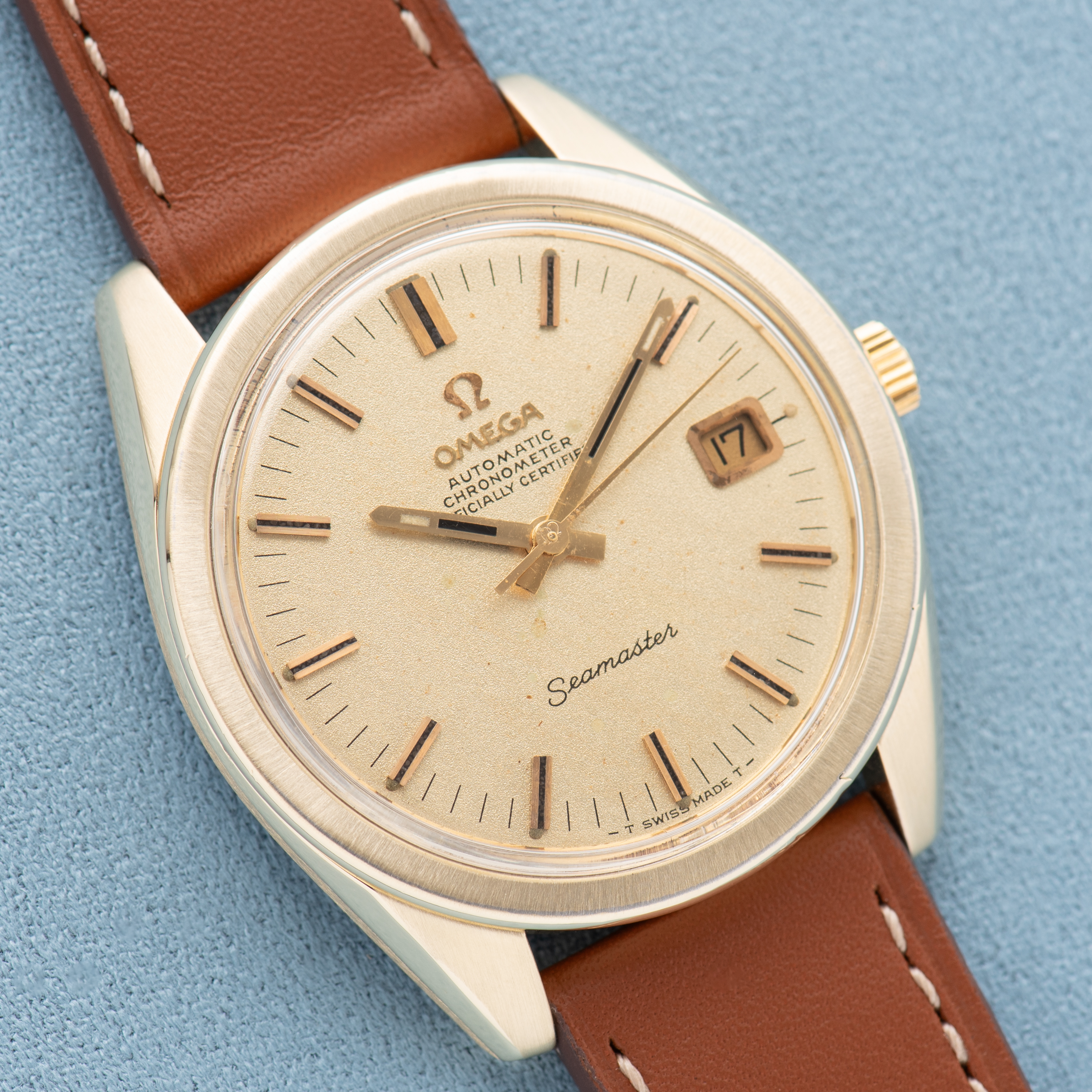 Zicht op Omega Automatic Chronometer Officialy Certified Seamaster ref 168.022/166.028