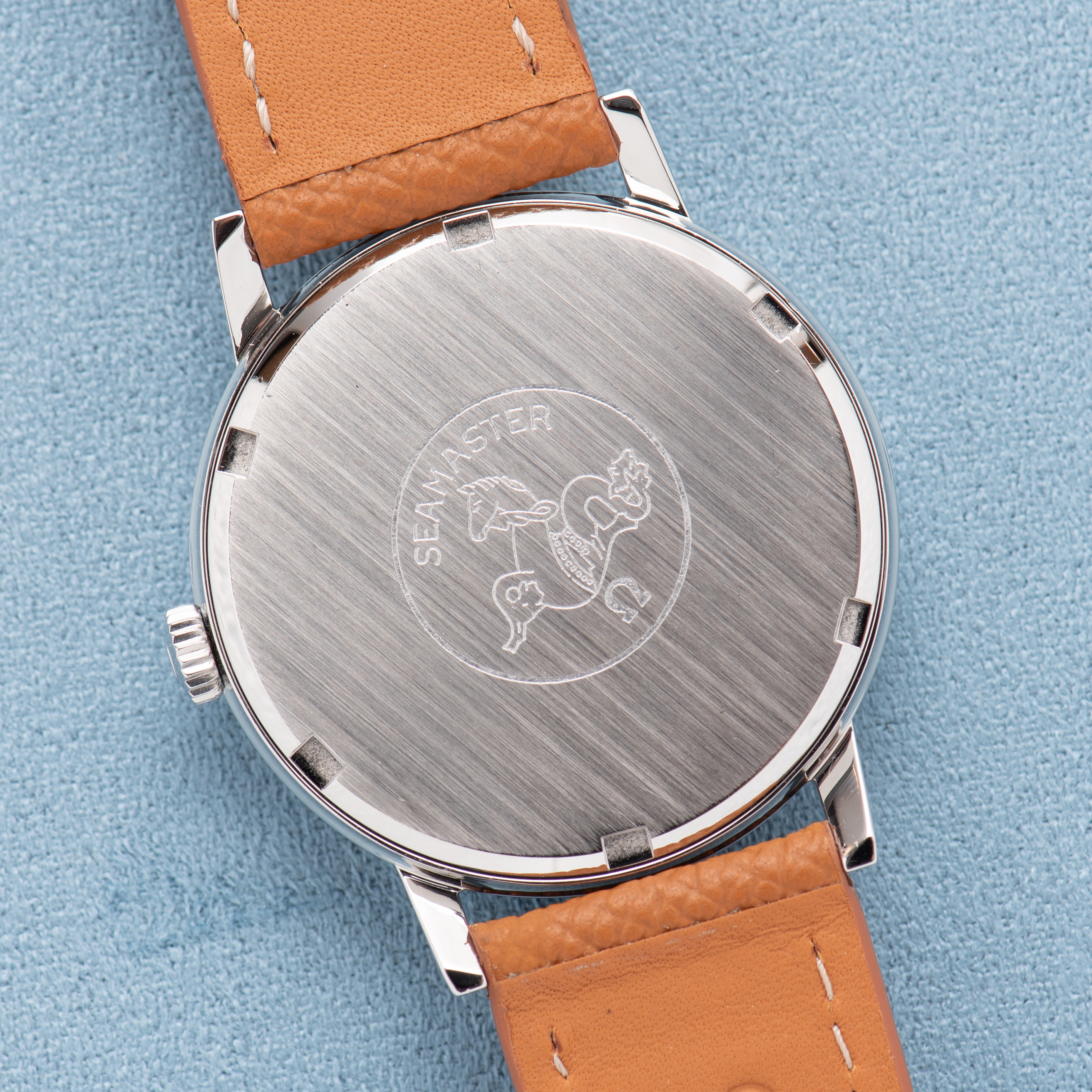 View of Omega Seamaster 600 Steel Date Réf 136.011 from 1966