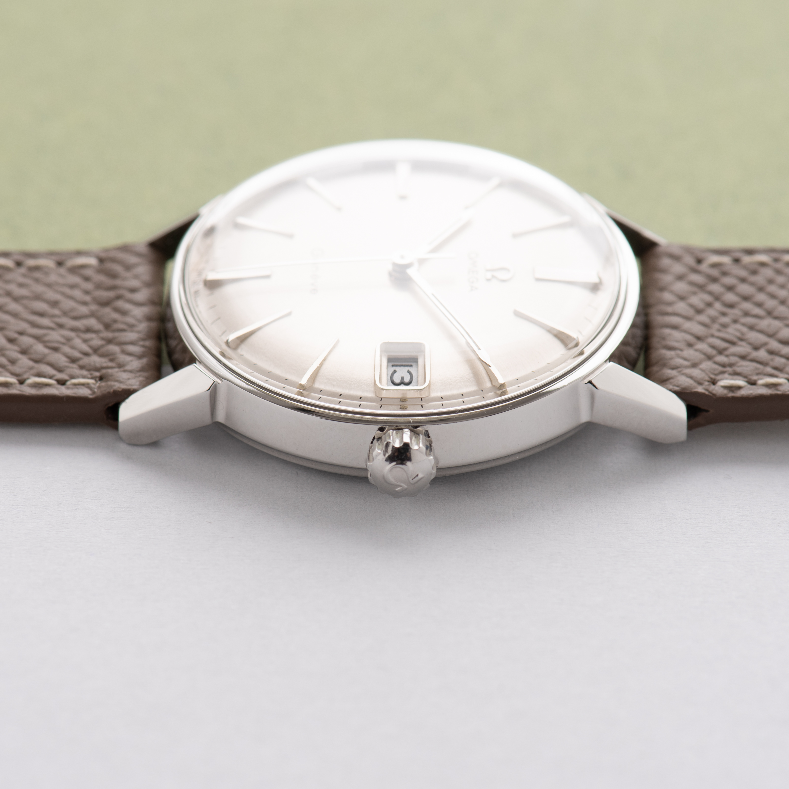 Vue de Omega Genève Date réf 136.011 from 1968