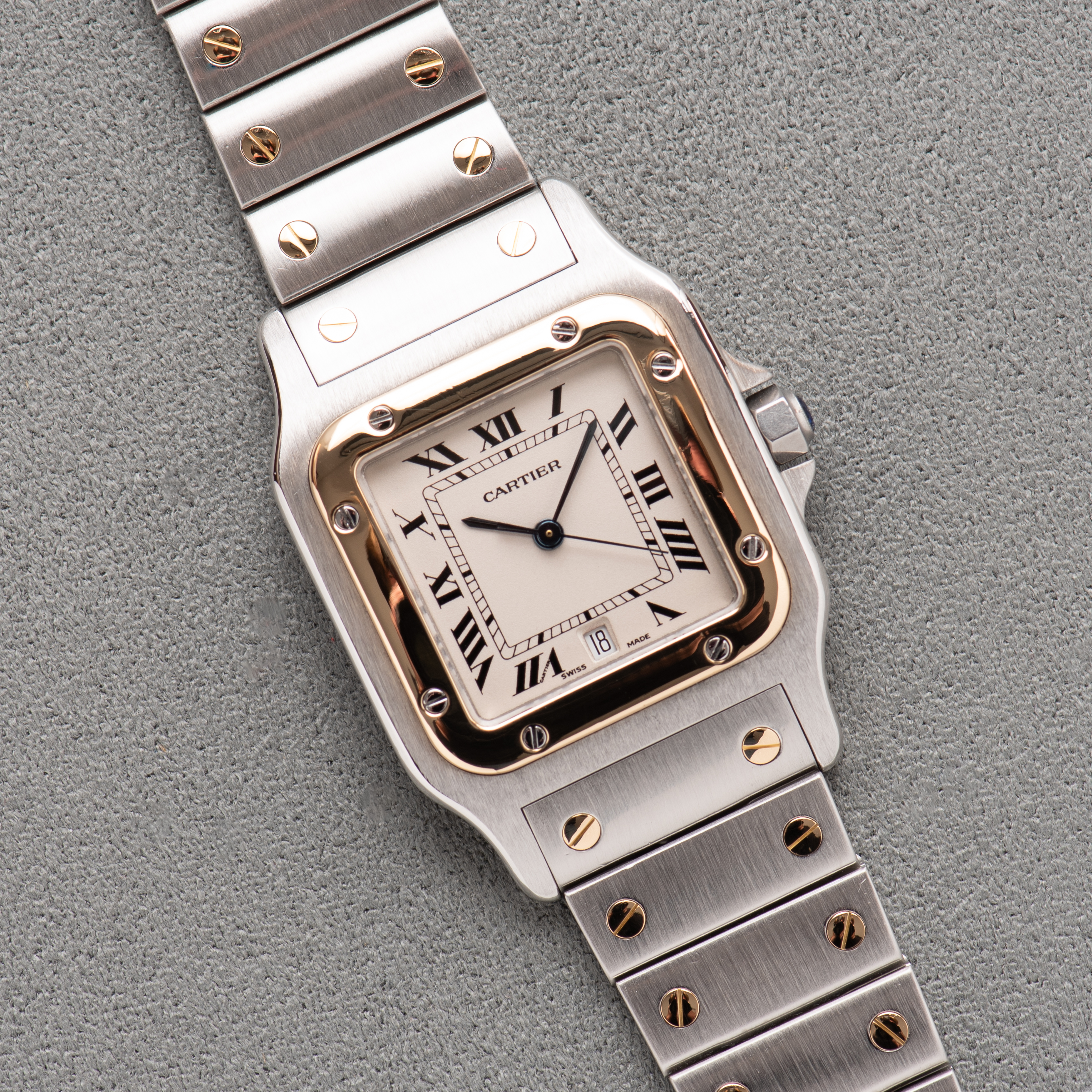 Vue de Cartier Santos Galbée Or/acier réf 187901 from 1987 with papers