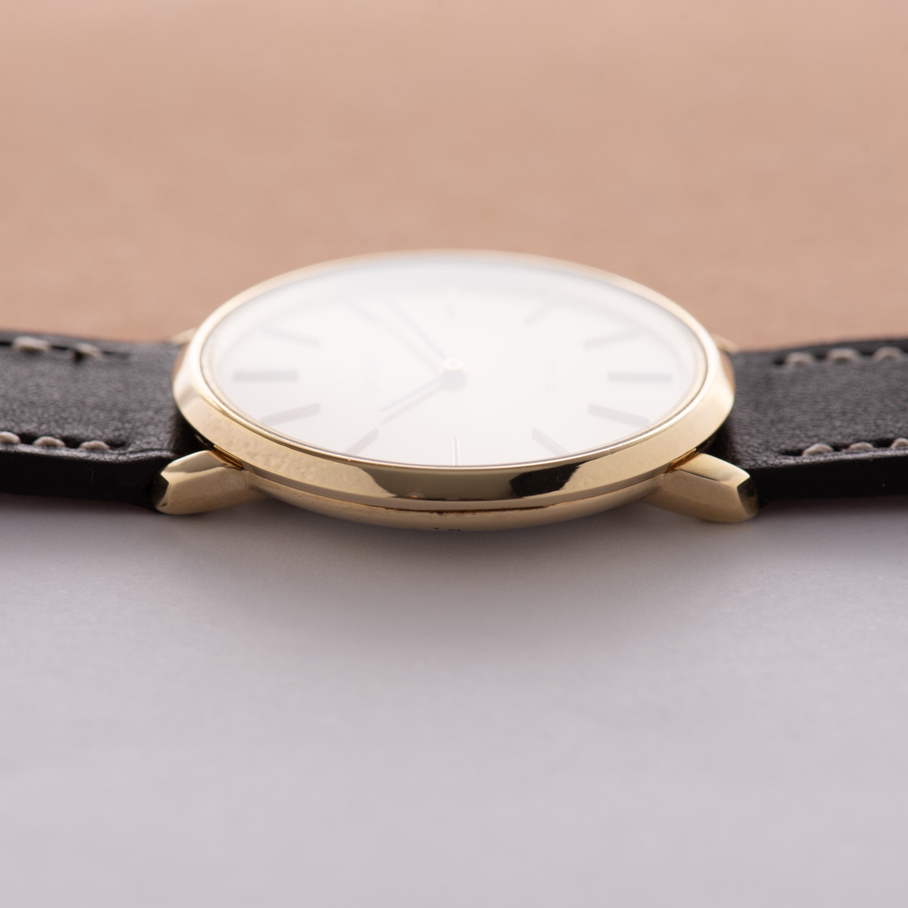 Zicht op Omega De Ville Jurk Horloge verguld Ref 111.0107 uit 1971