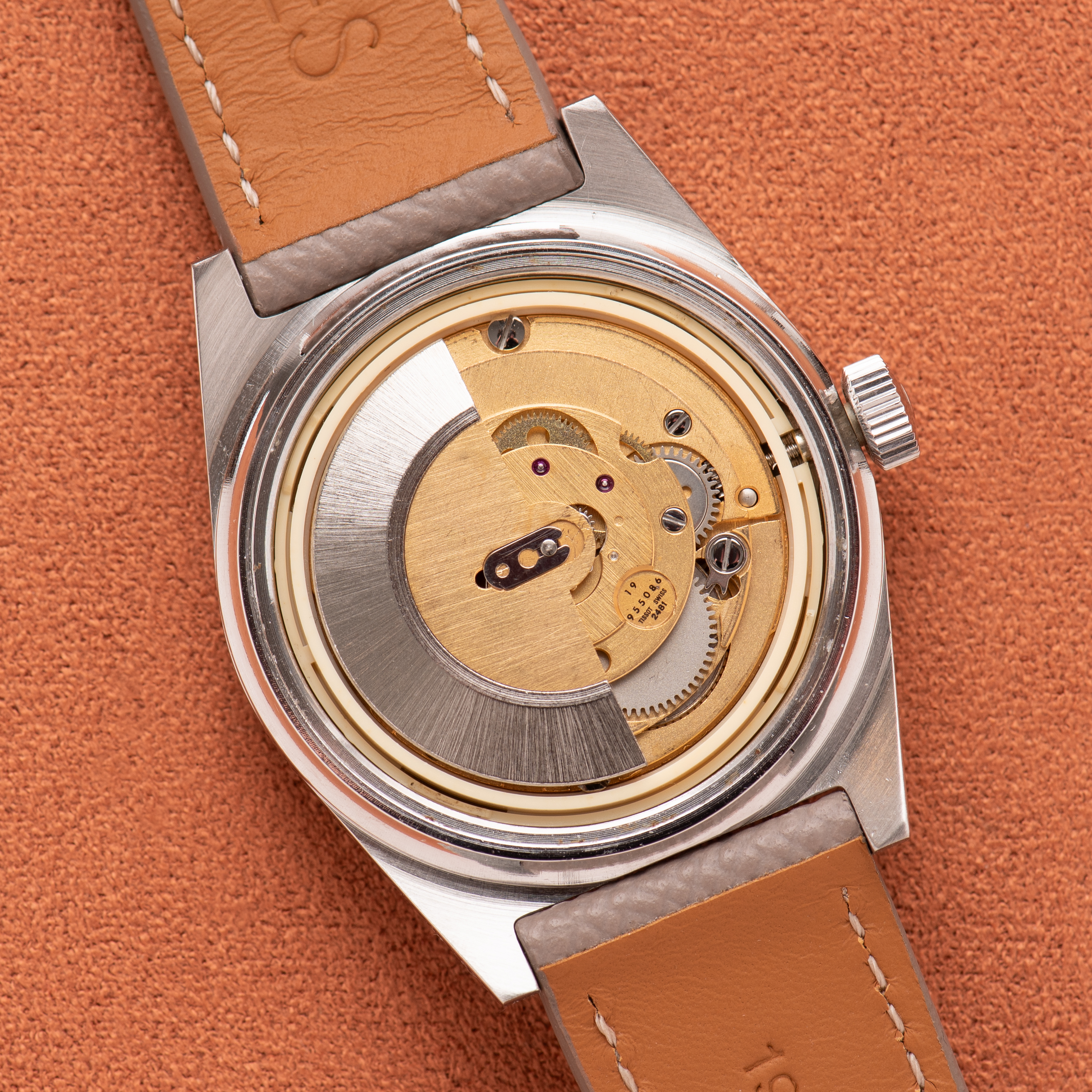 Zicht op Tissot Swiss Automatic PR516 RARE Roger Moore Edition ref 44622-7X