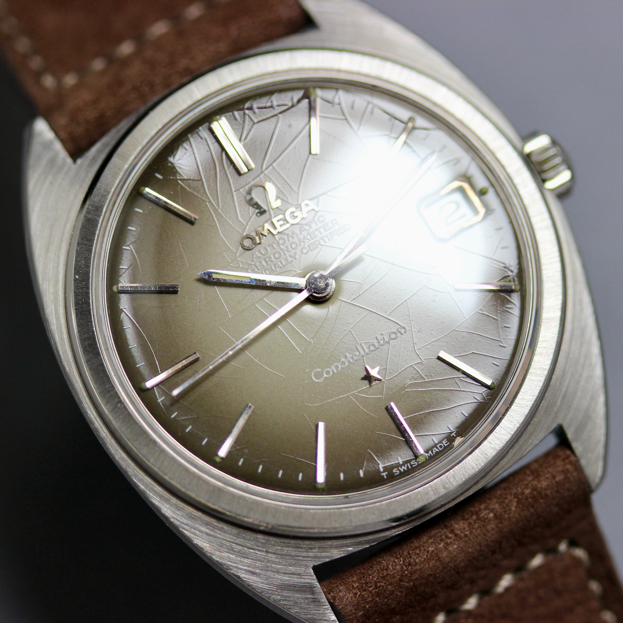 Vue de Omega Automatic Chronometer Officially Certified Constellation réf 168.017SP