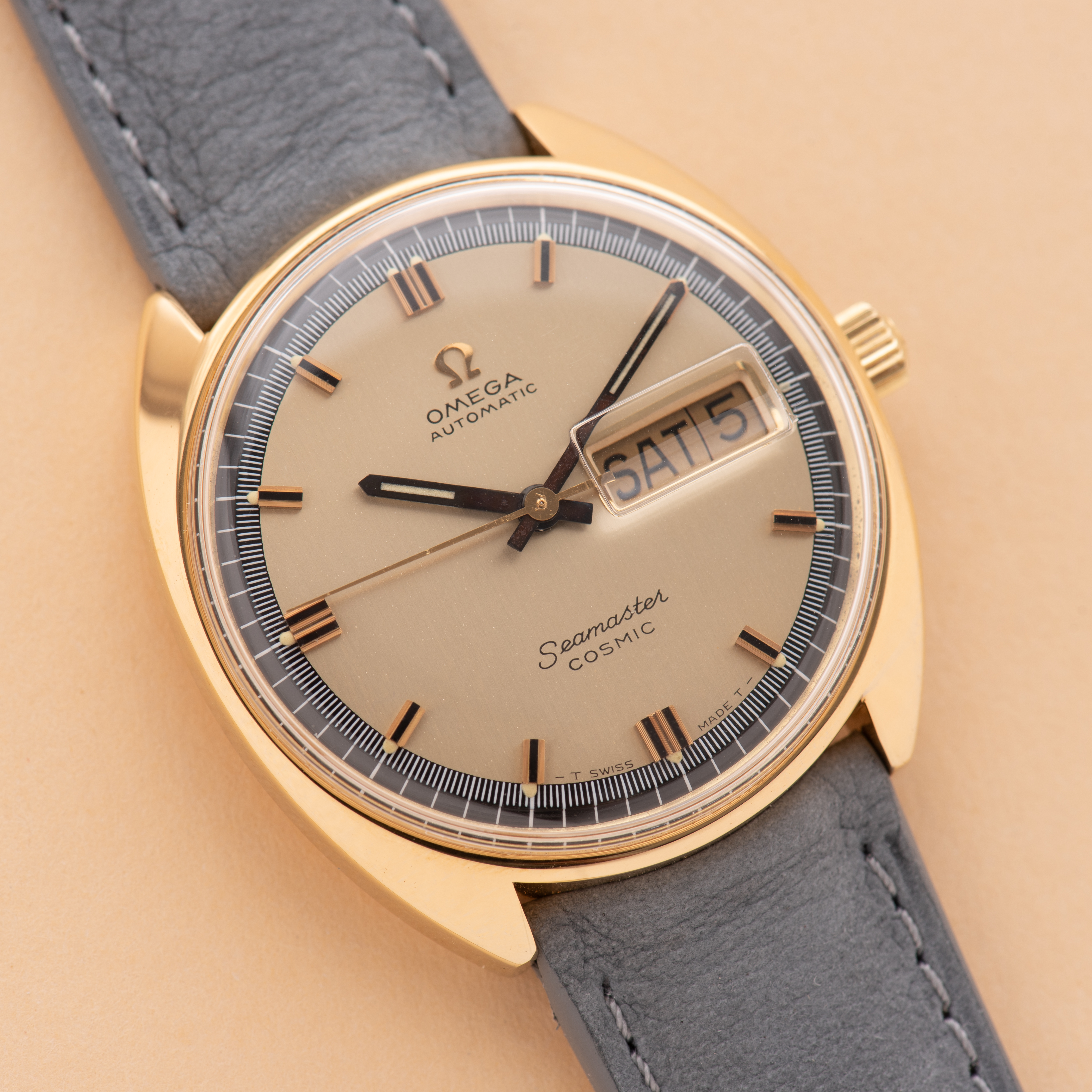View of Omega Automatic Seamaster Cosmic ref 166.036 cal 752 from 1969