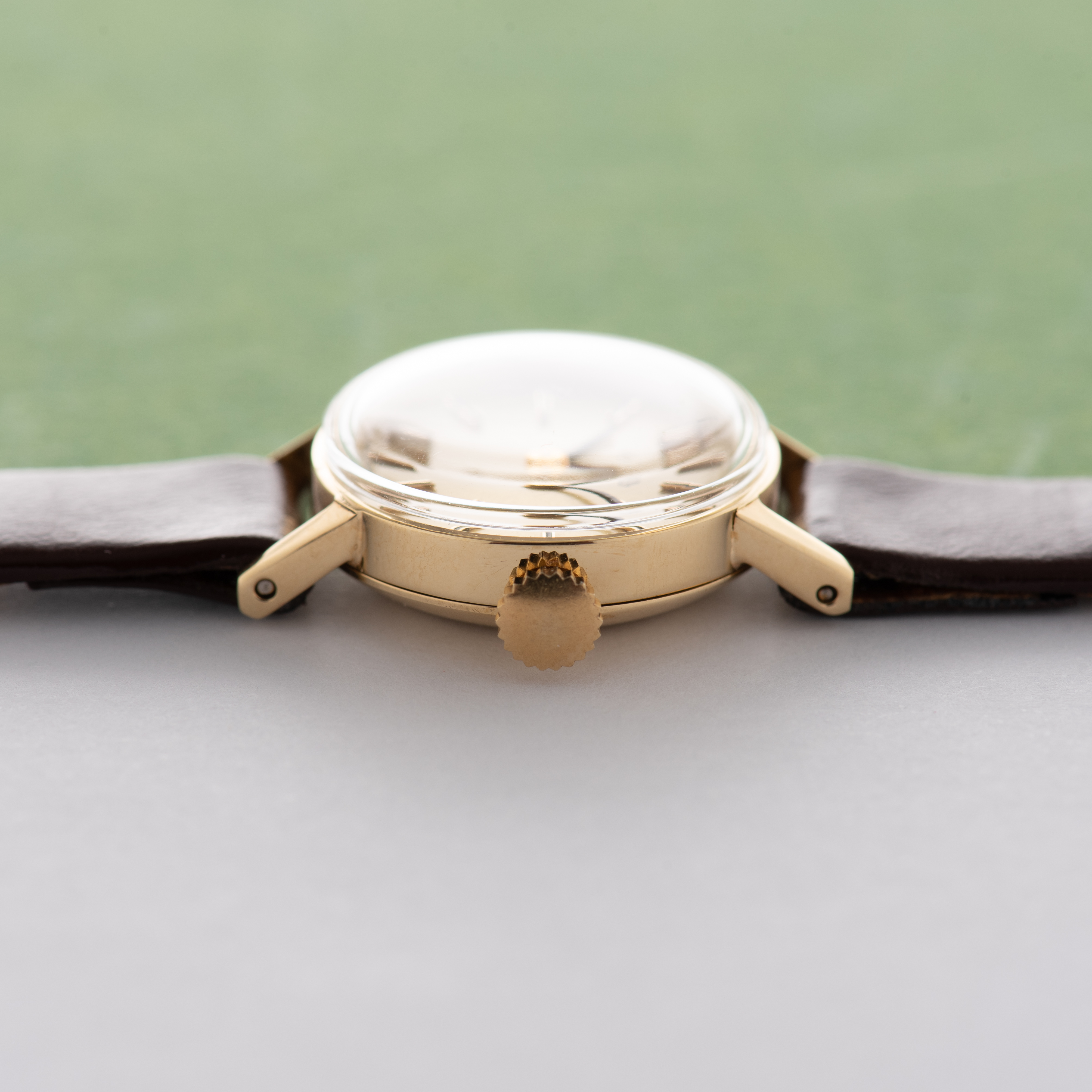 Zicht op Jaeger LeCoultre mécanique en or 18k réf 179173