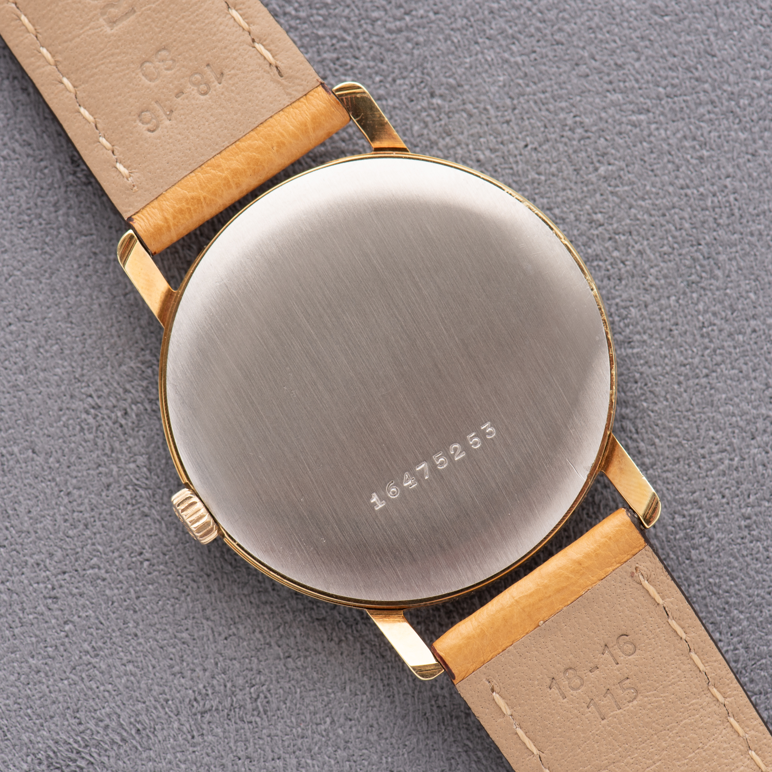 Zicht op Dress Watch Gold Plated Cal 428 Longines Ref 1001- 1