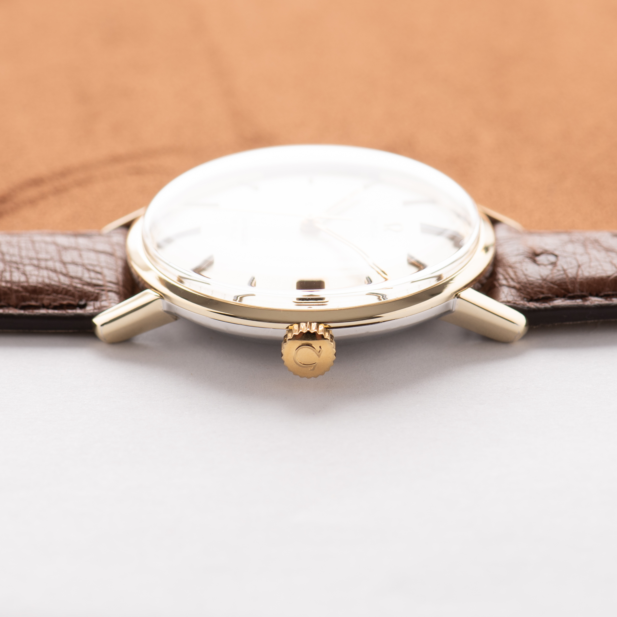 Vue de Omega Seamaster De Ville Date Gold/Steel – Réf. 136.020 SP – 1970
