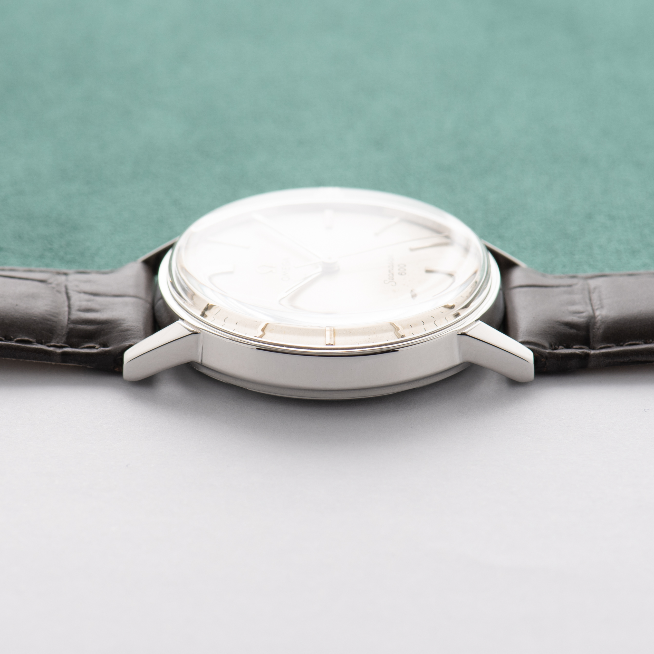 Vue de Omega Seamaster 600 cal 601 réf 135.011 from 1964
