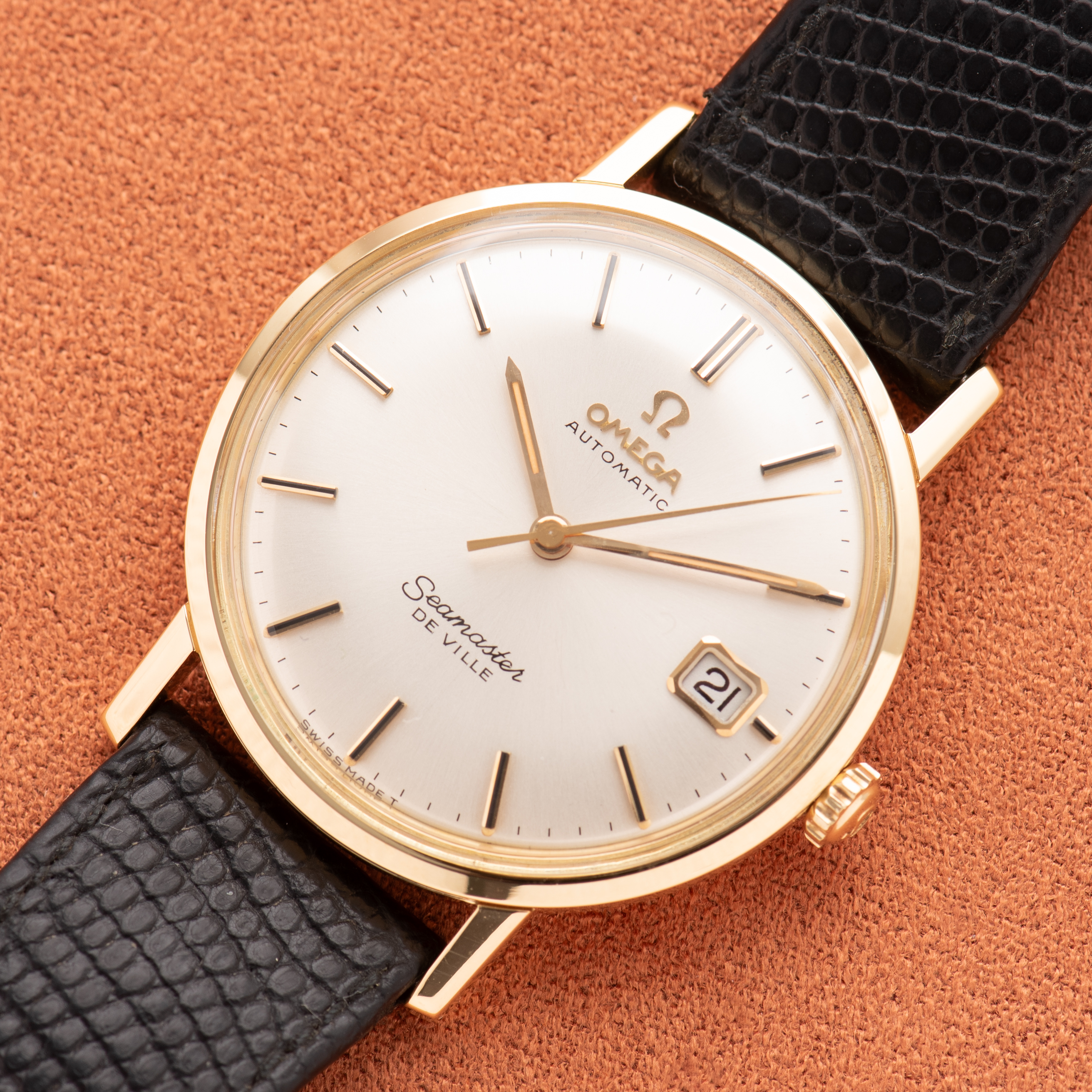 Vue de Omega Automatic Seamaster De Ville Gold 18k 0,750 réf 166.020 from 1965