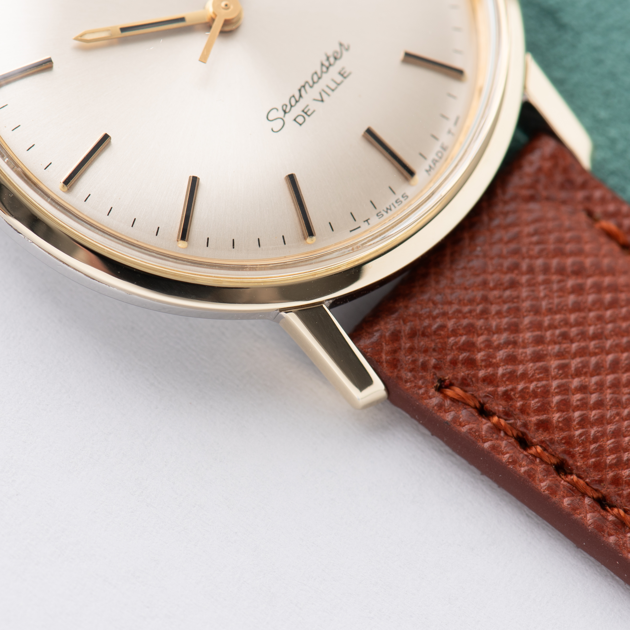 Vue de Omega Seamaster De Ville Date Gold/Steel Réf 136.020 SP cal 613 from 1969