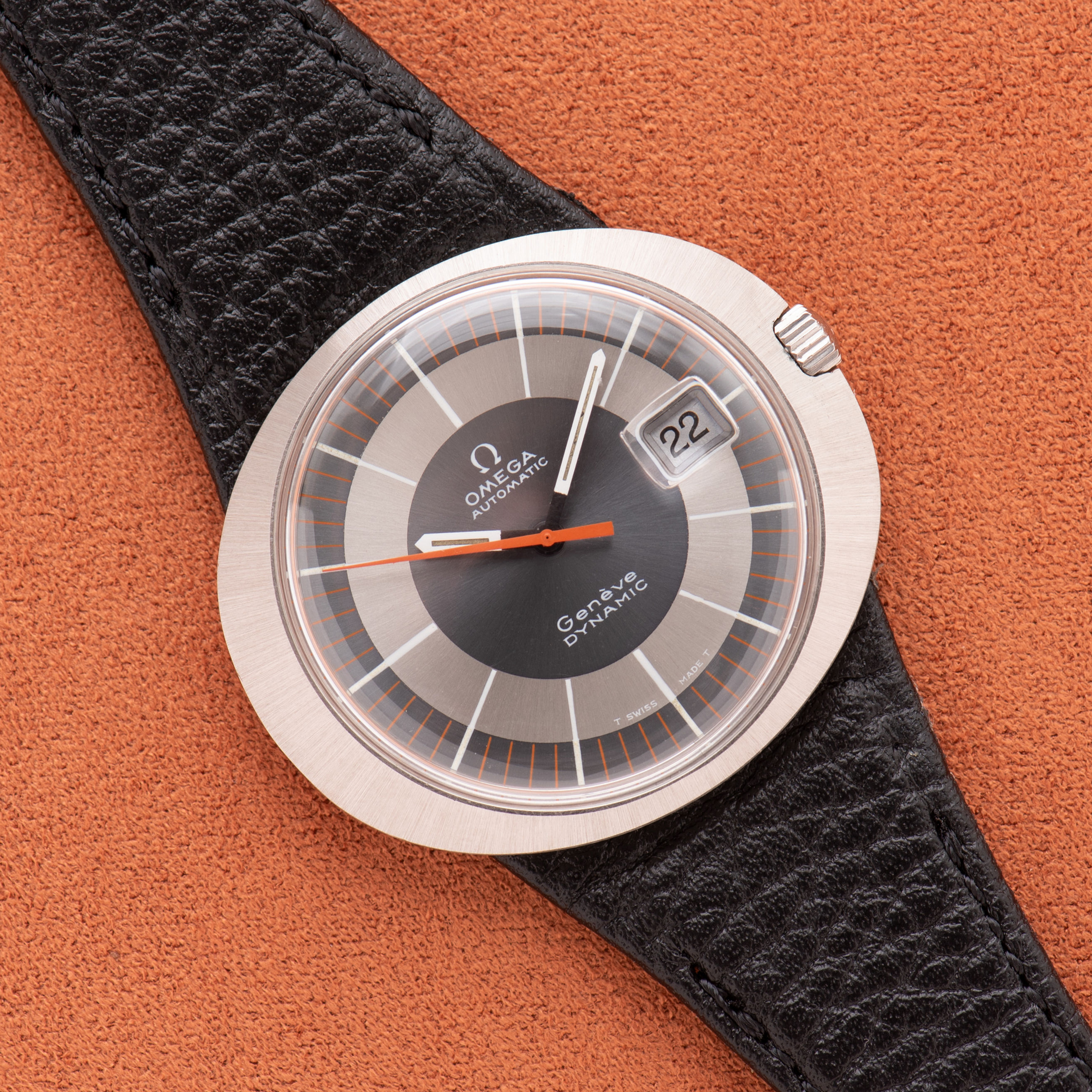 Omega Genève Dynamic Automatic Grey Dial from 1072 Réf 166.039