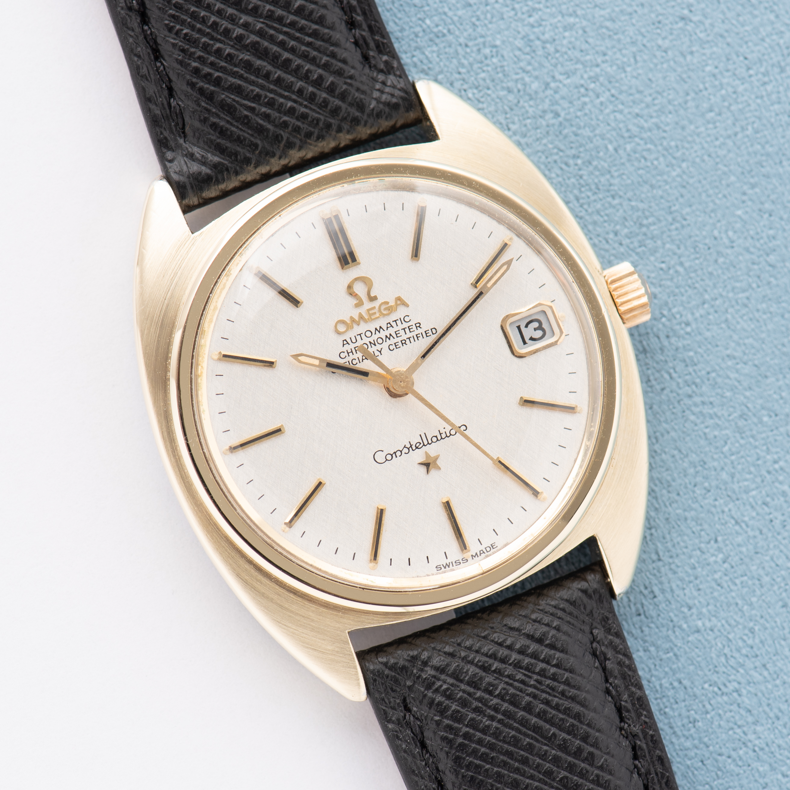 Vue de Omega Constellation Chronometer C-shape 14K Gold Capped from 1969 Réf 168.017