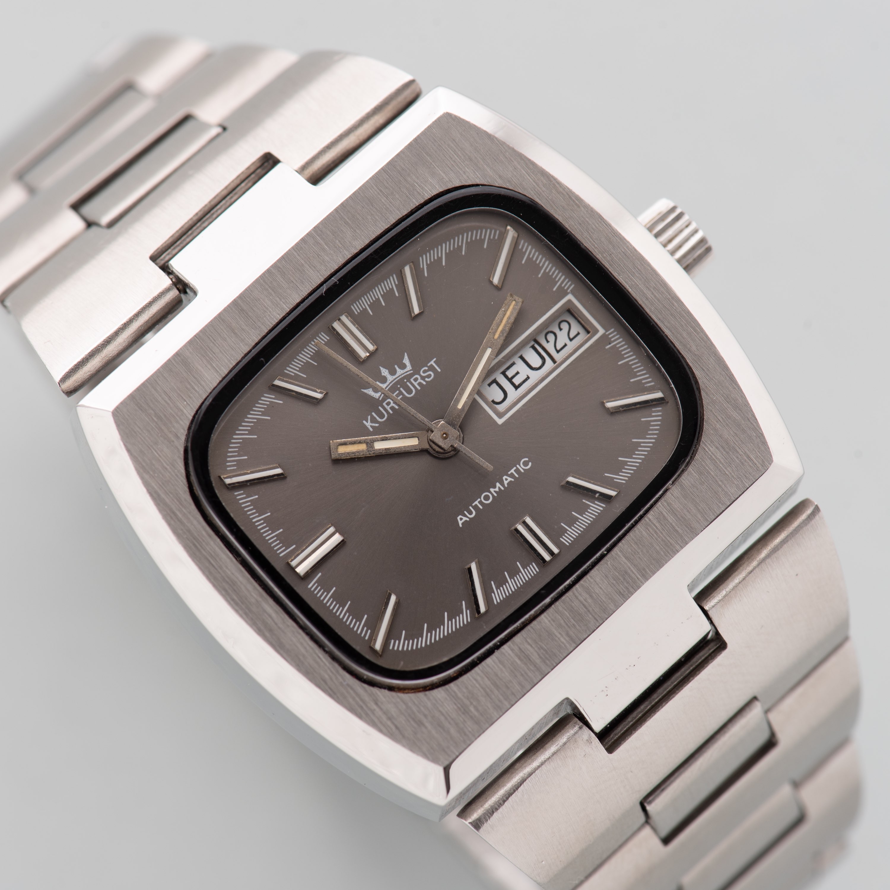 Vue de Kurfürst Automatic day-date New Old Stock FE 4612