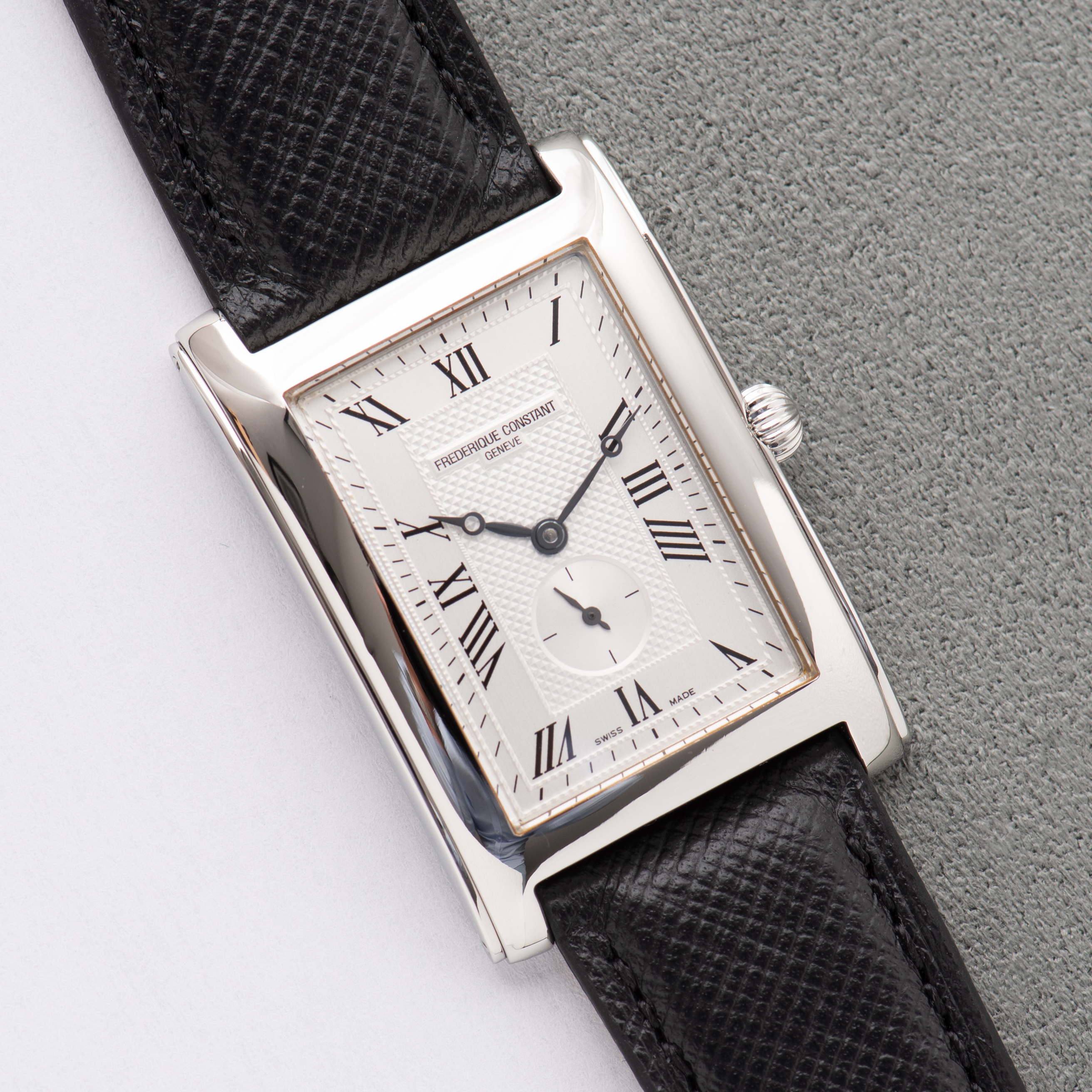Vue de Frederique Constant Genève Réf FC235XC25/6