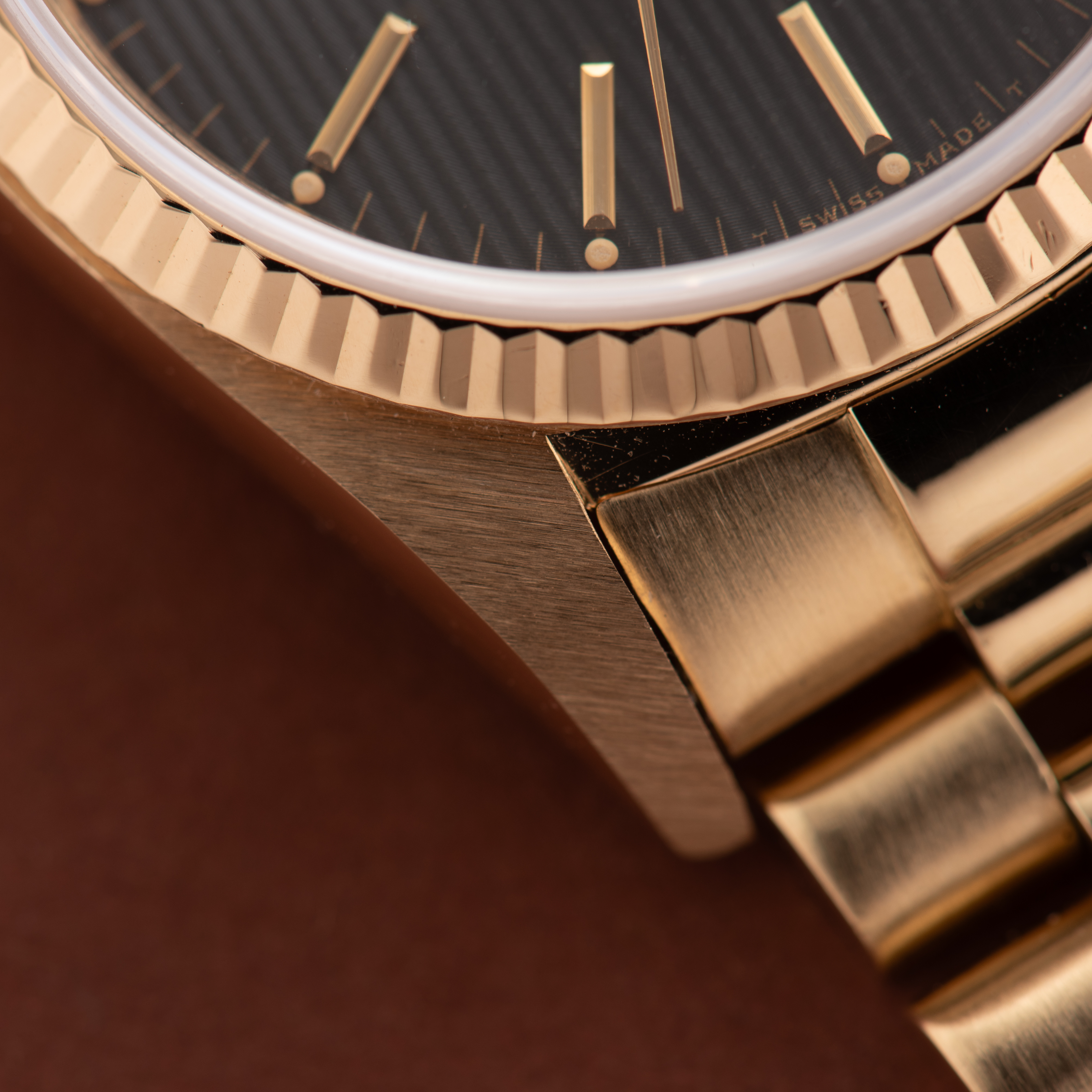 Vue de Rolex Oyster Perpetual Datejust tapisserie black dial Réf 16018 from 1986