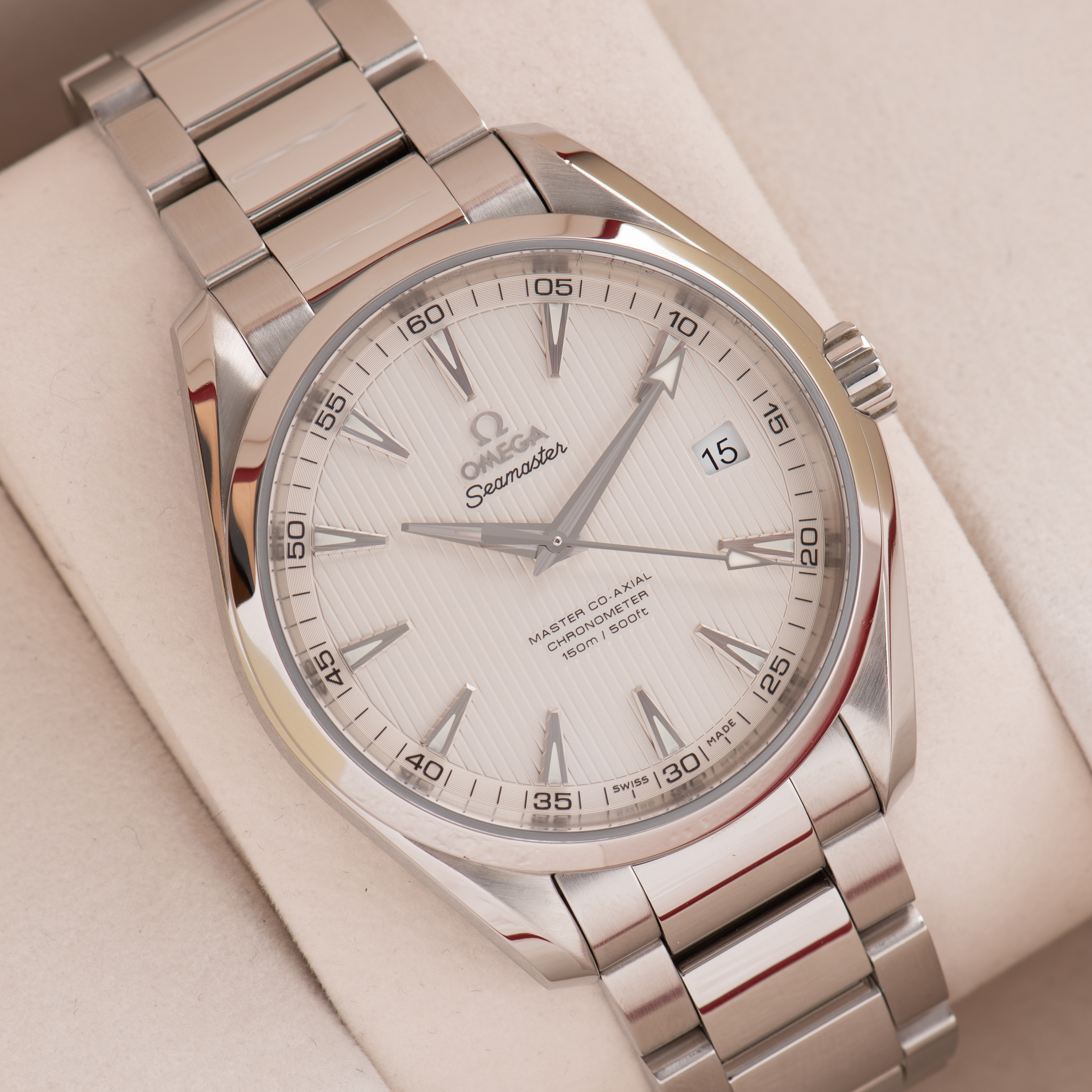 Zicht op Omega Seamaster Aqua Terra Co-Axial Automatic Ref 231.10.42.21.02.003 Volledige set