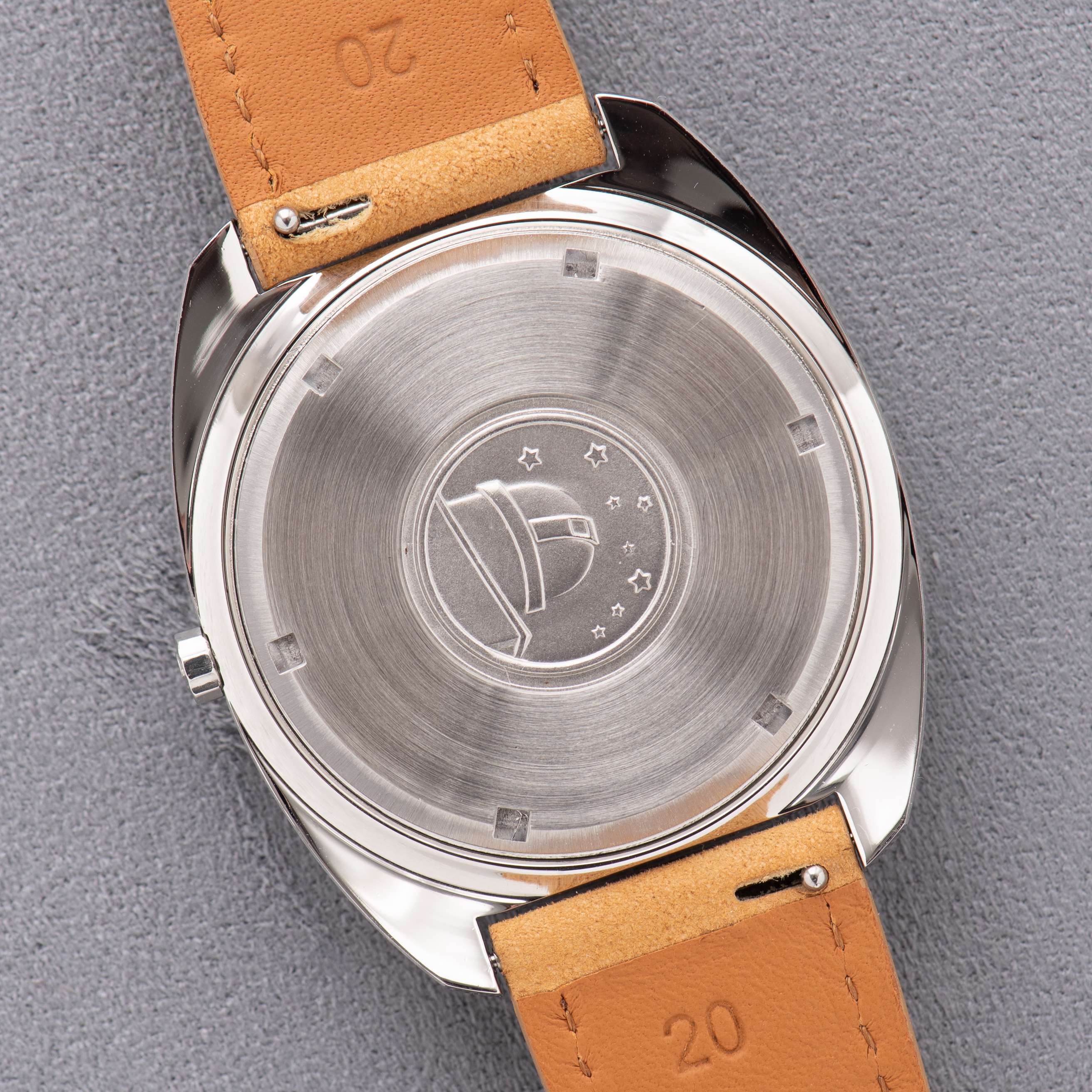 Vue de Omega Constellation Chronometer Electronic F300Hz from 1970 Ref 198.002