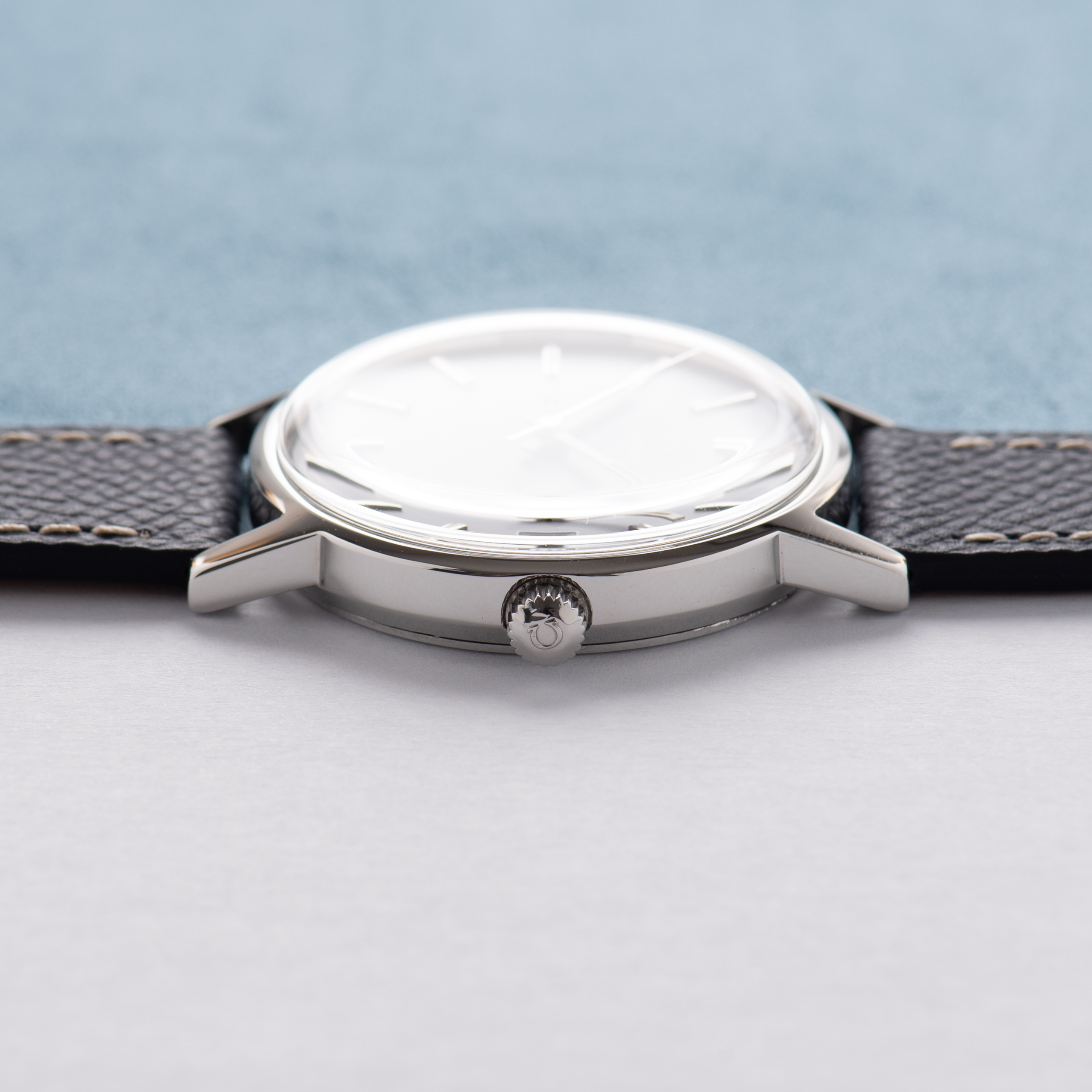 View of Omega Genève Date Blue dial réf 136.0104 from 1974