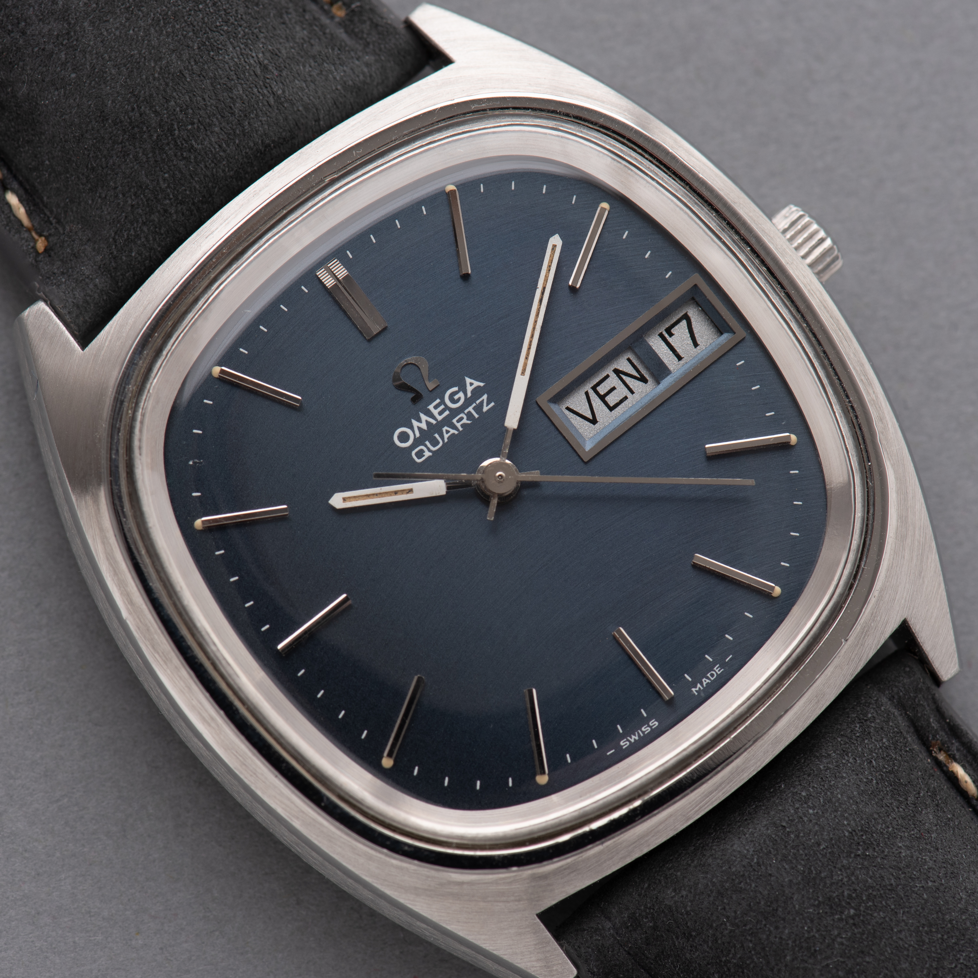 Zicht op Omega Quartz Day-date ref 196.0066 uit 1975