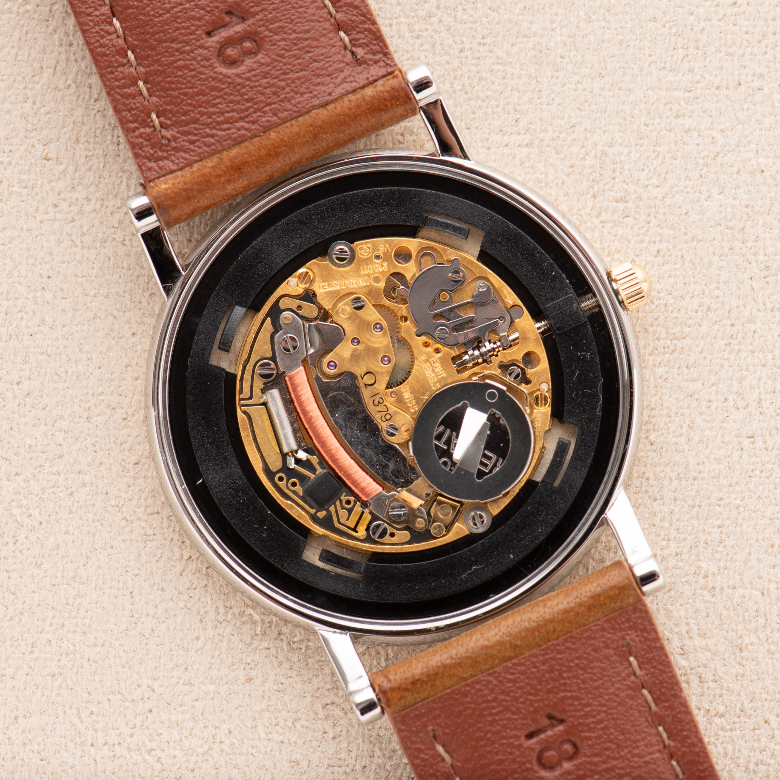 View of Omega De Ville Quartz Gold Steel Creme Dial Réf 196.2379 Full set from 1/09/1995