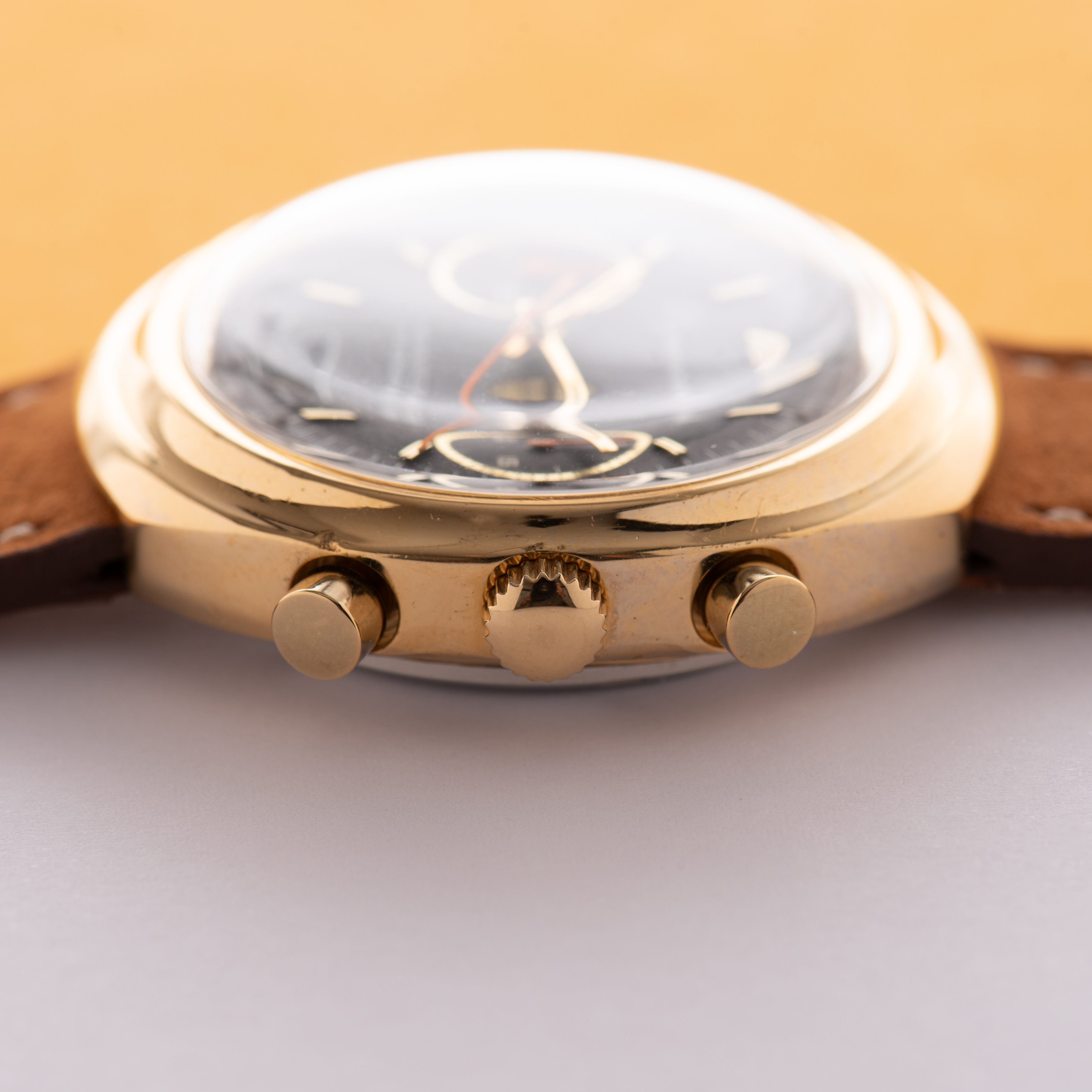 Vue de Plymouth Chronographe incabloc 17rubis valjoux 7734