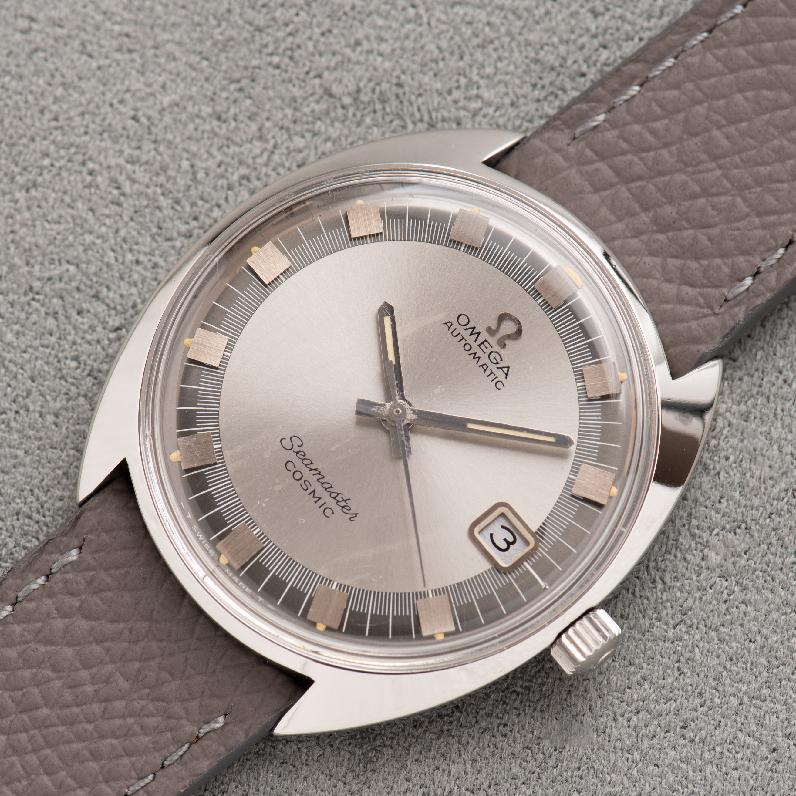 View of Omega Automatic Seamaster Cosmic Grey Dial Ref 166.026 cal 565 from 1968