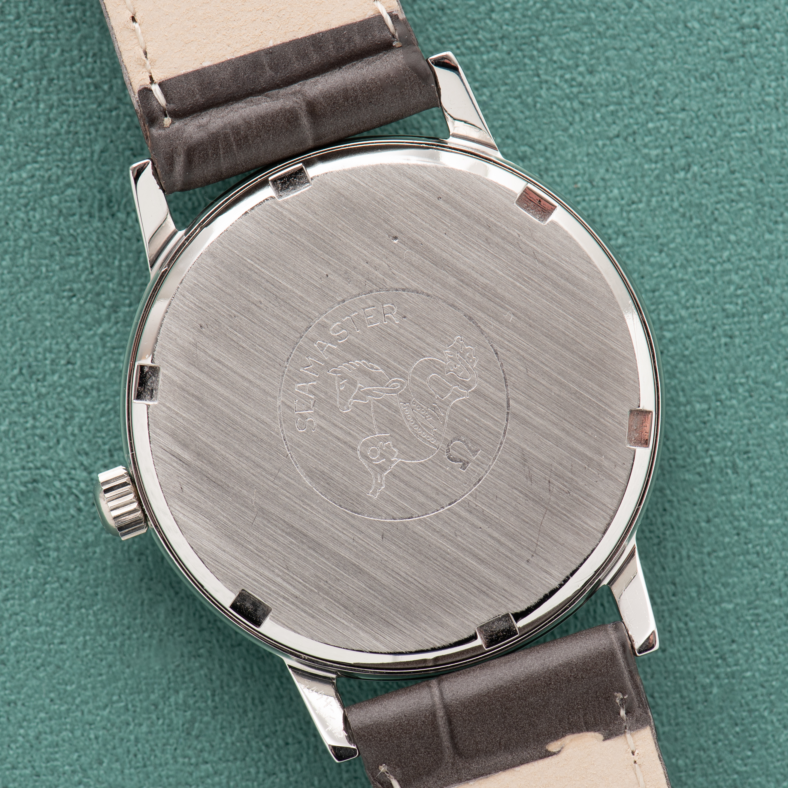 Vue de Omega Seamaster 600 cal 601 réf 135.011 from 1964