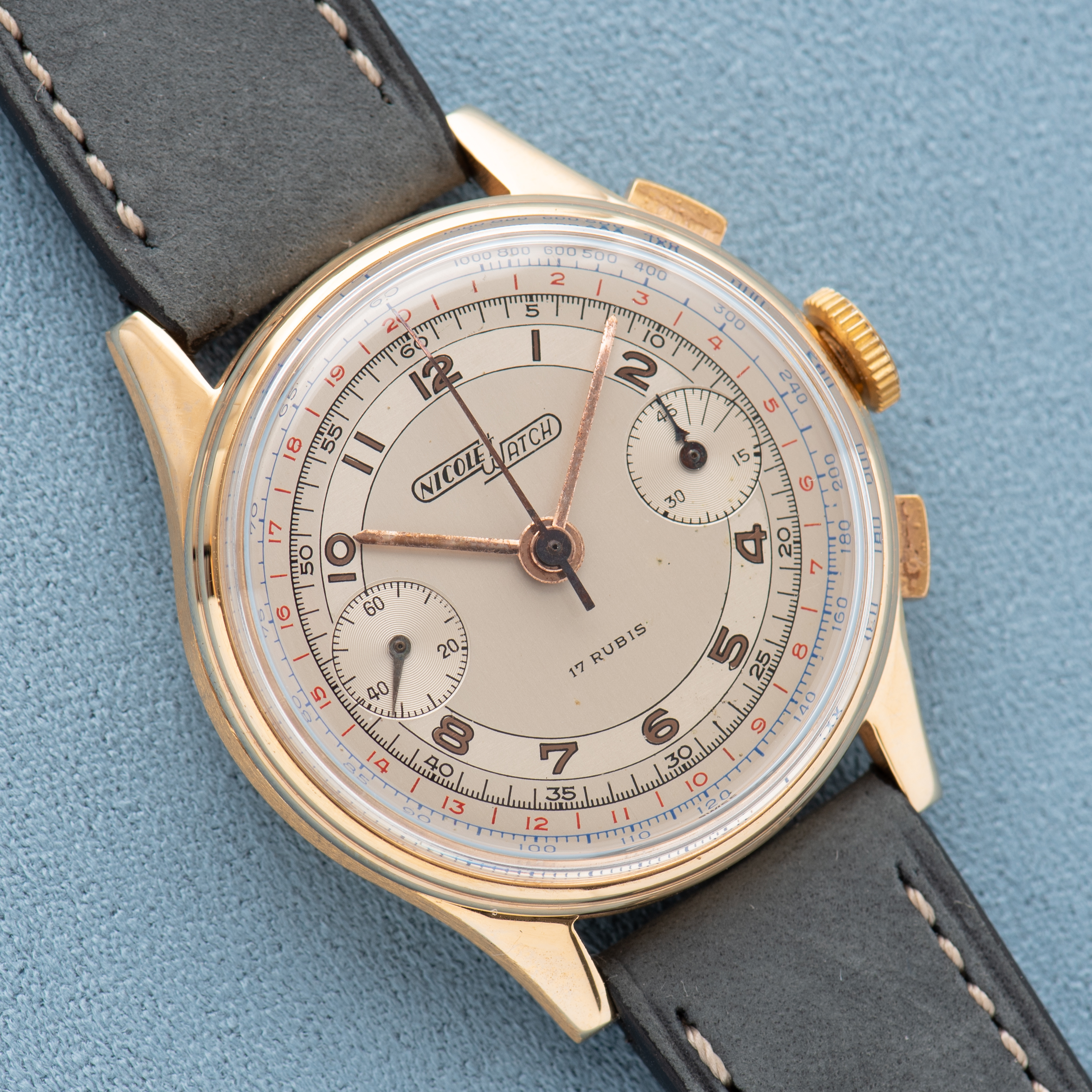 View of Nicolet Watch Chronograph 17rubis Gold Plated Landeron 39