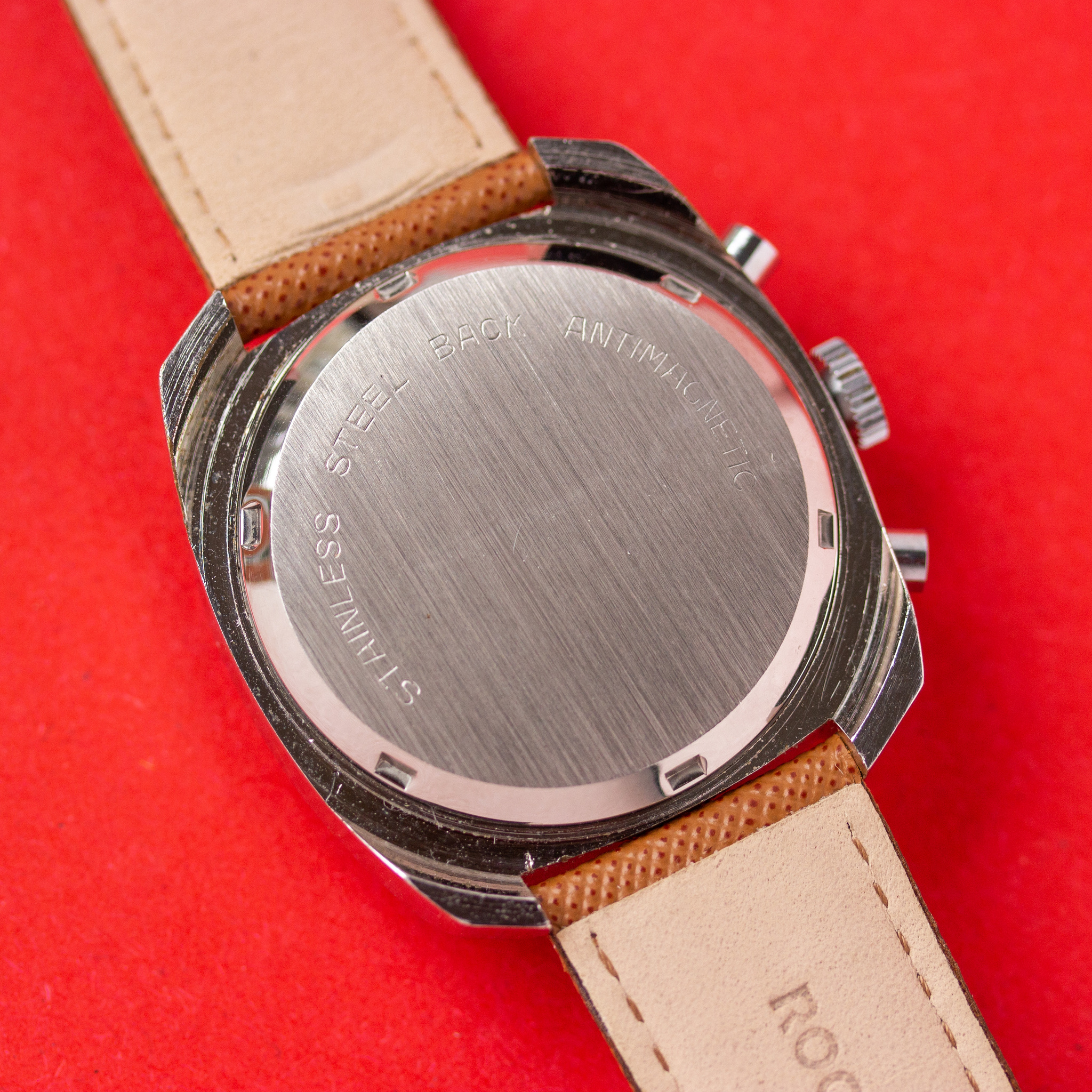 View of Kiple Chronograph Incabloc 17 rubies