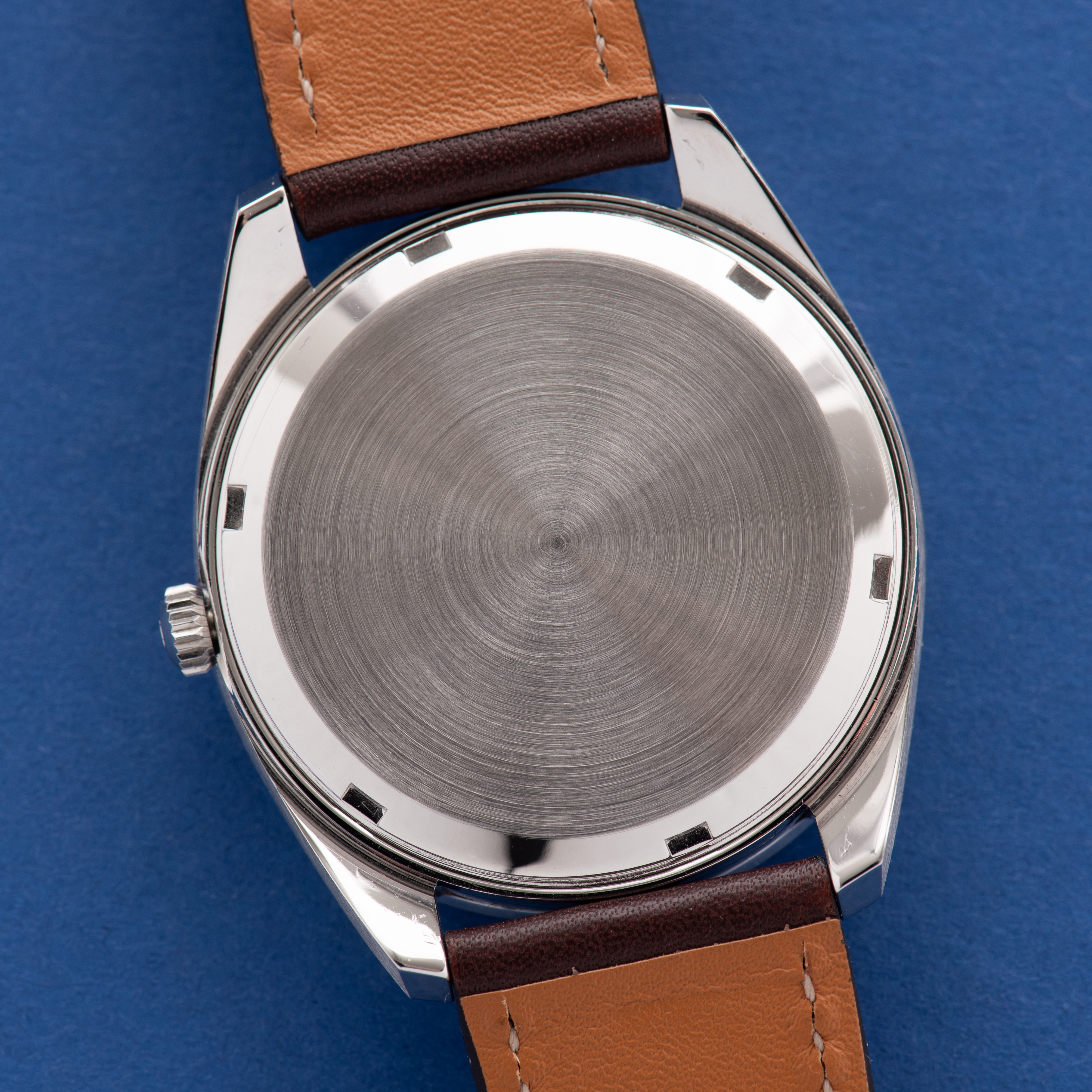 View of Omega Electronic Chronometer F300 Grey dial Réf 196.001 from 1970