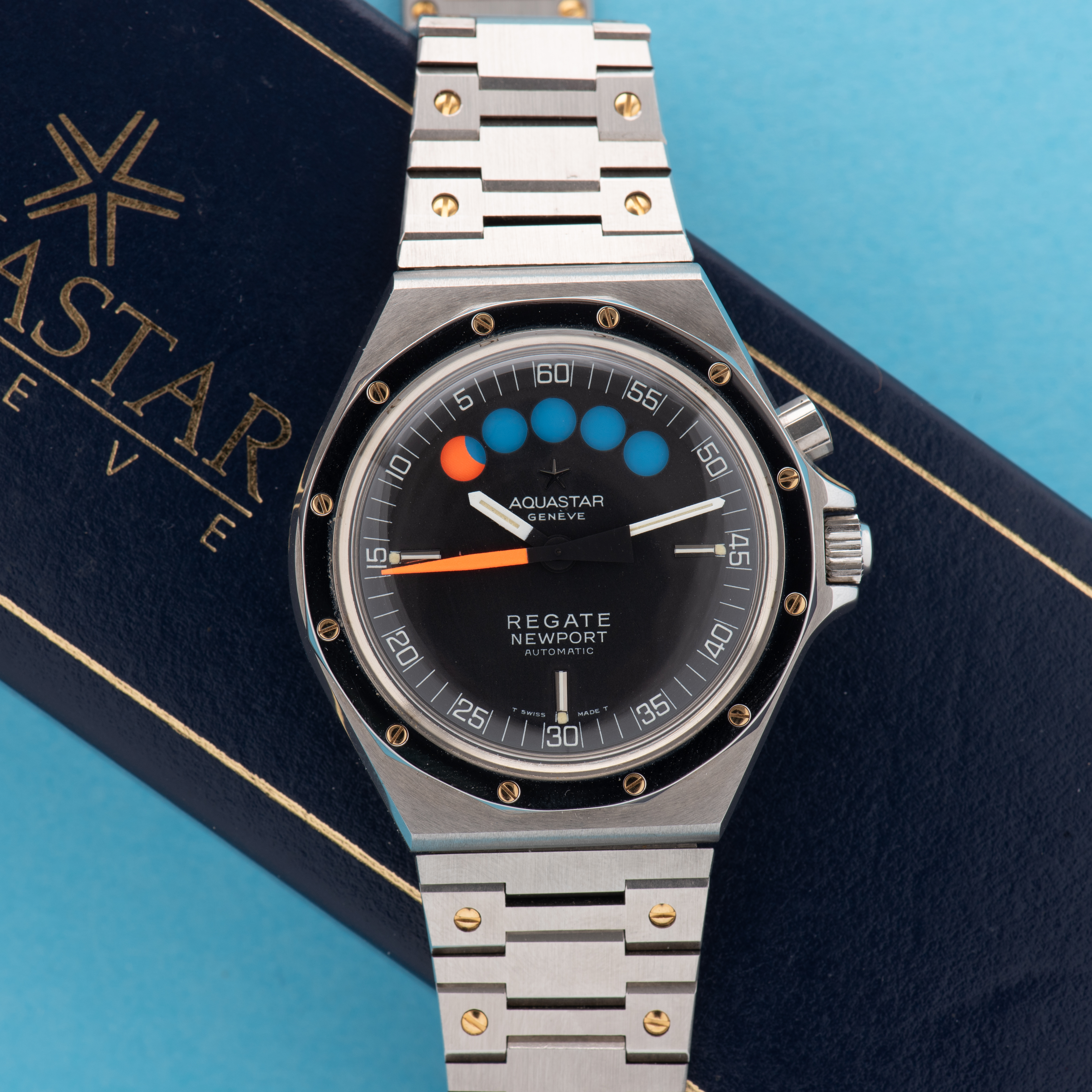 Zicht op Aquastar Geneva Regate Newport ref 9856 New Old Stock