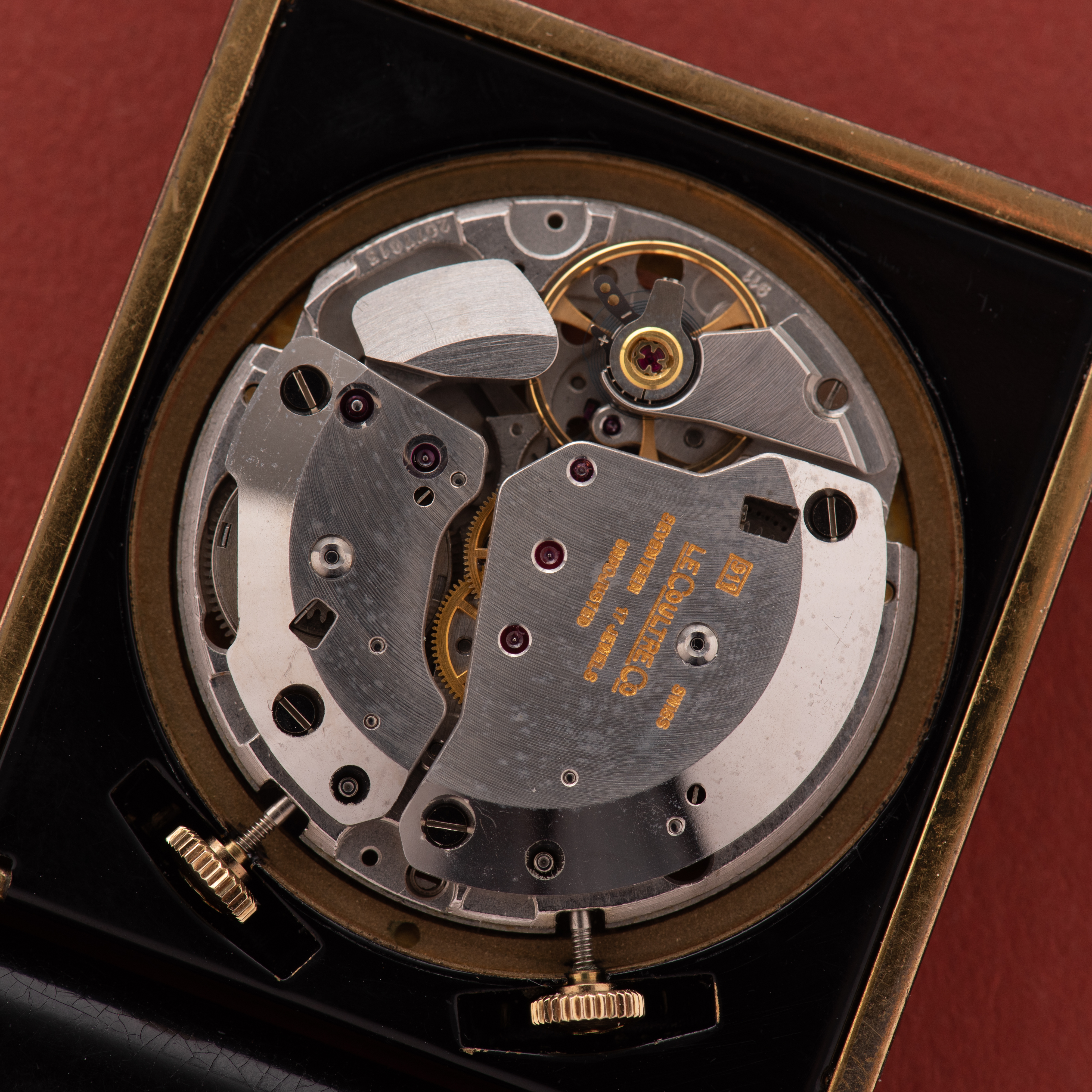 View of Jaeger LeCoultre Travel Memovox Alarm Réveil K911