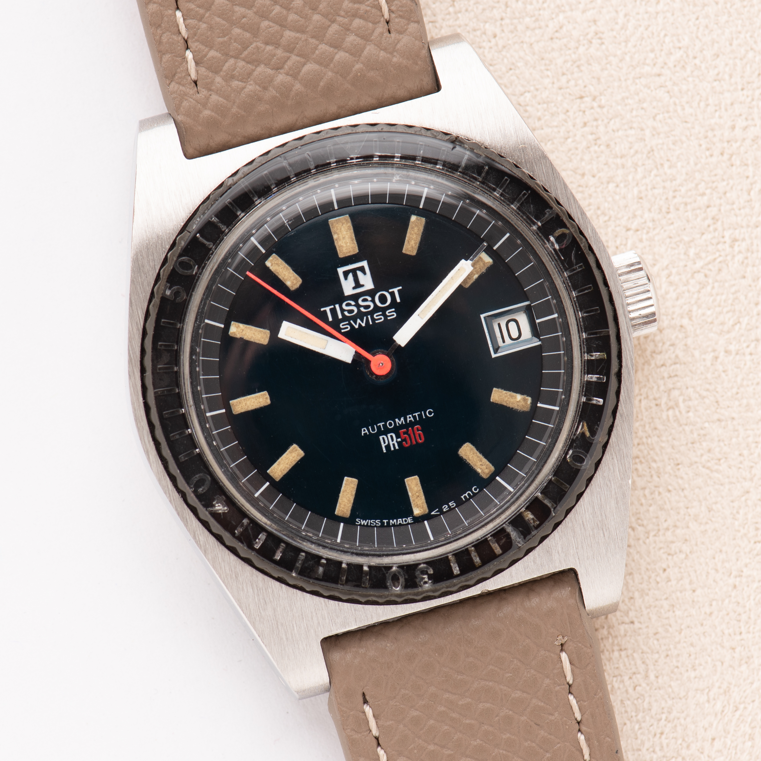 Vue de Tissot PR 516 Automatic "Roger Moore", référence 44622-7X