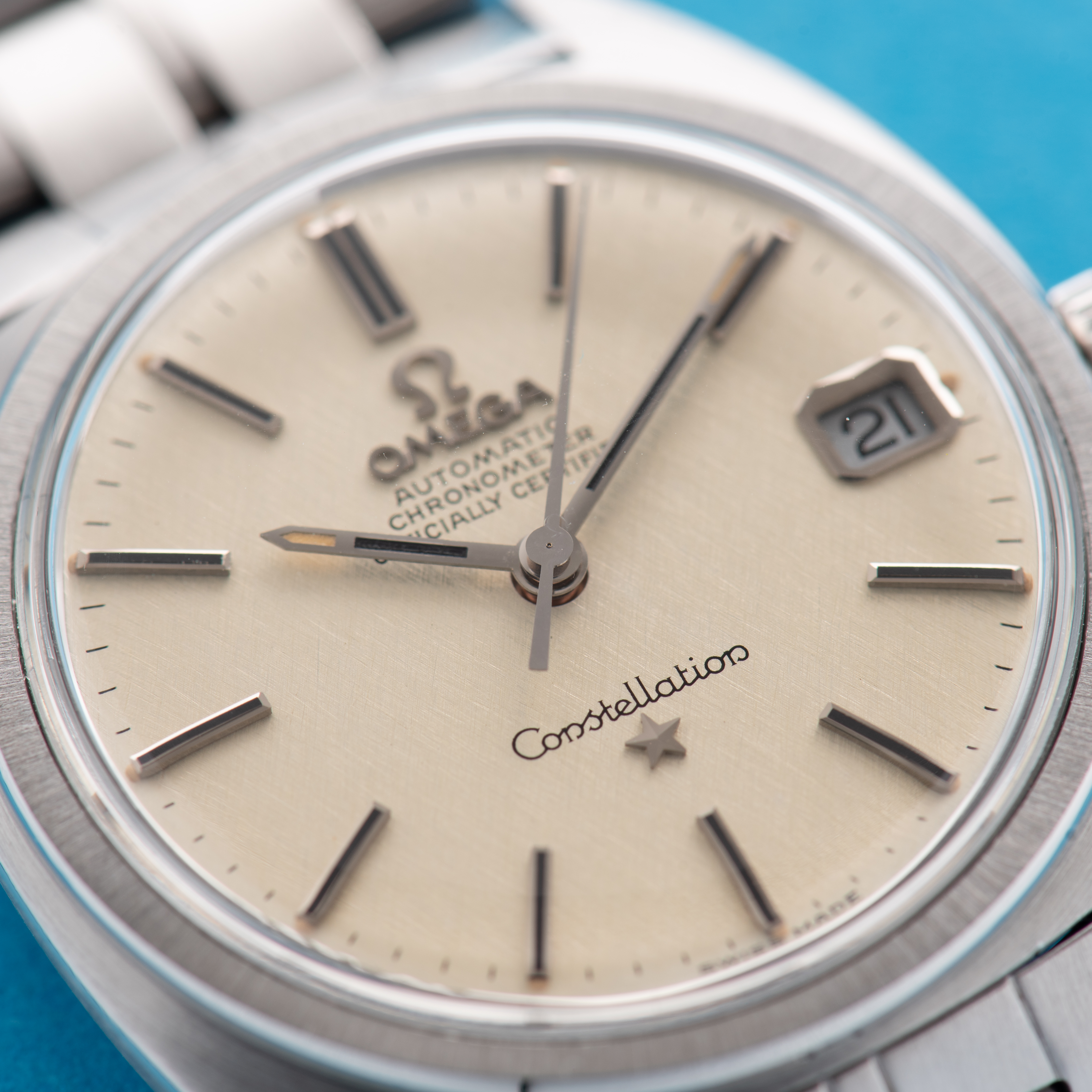 Vue de Omega Automatic Chronometer Constellation "Linen dial" Réf 168.017 from 1969