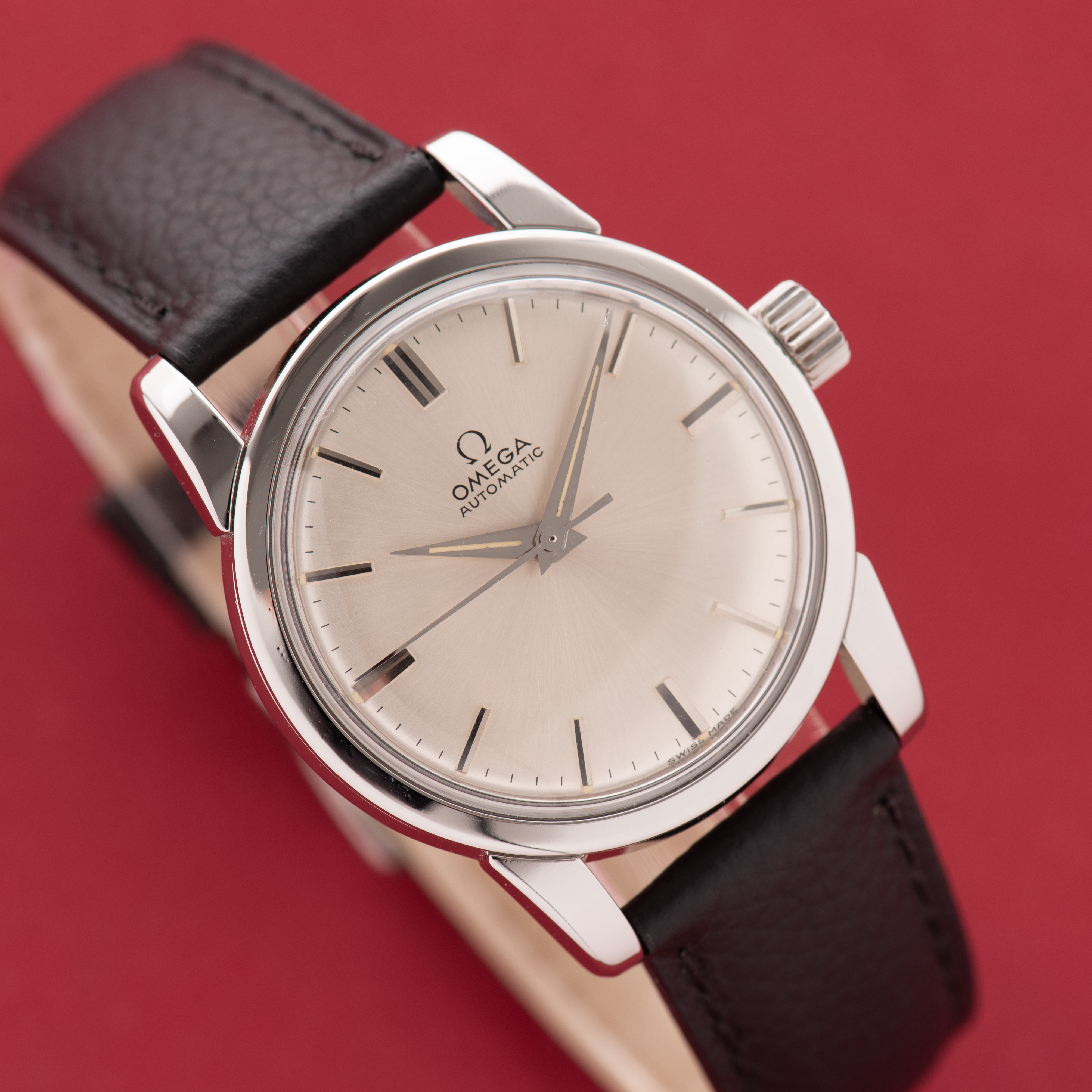 Vue de Omega Automatic réf 2846 8 SC 2848 cal 501