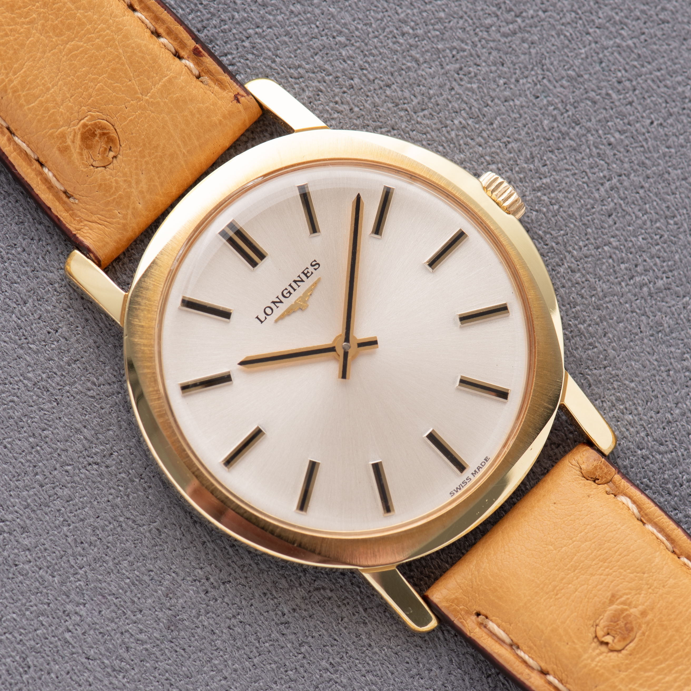 Zicht op Dress Watch Gold Plated Cal 428 Longines Ref 1001- 1