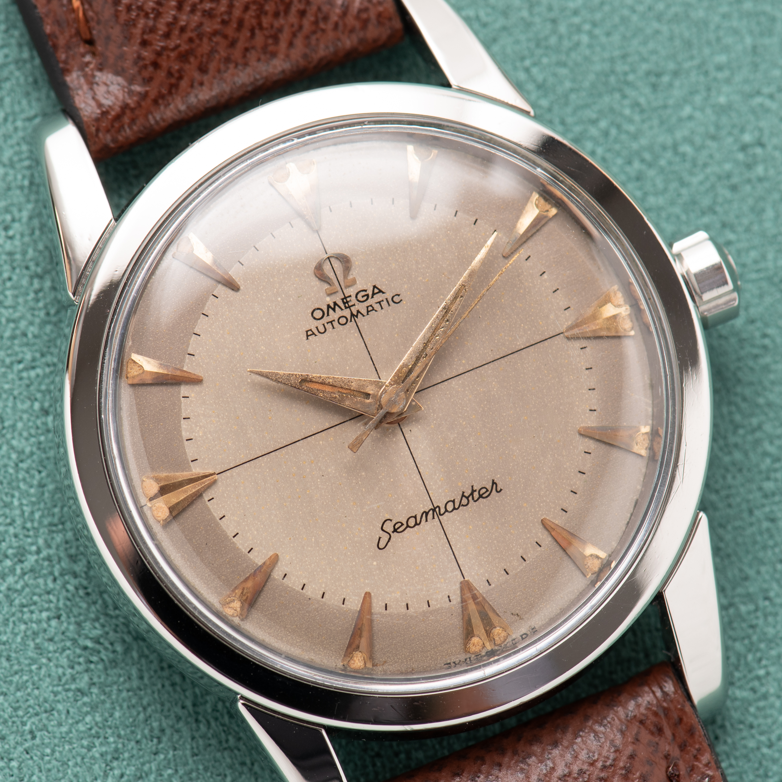 Vue de Omega Automatic Seamaster Crosshair Steel réf 2846-5 SC cal 501 from 1956