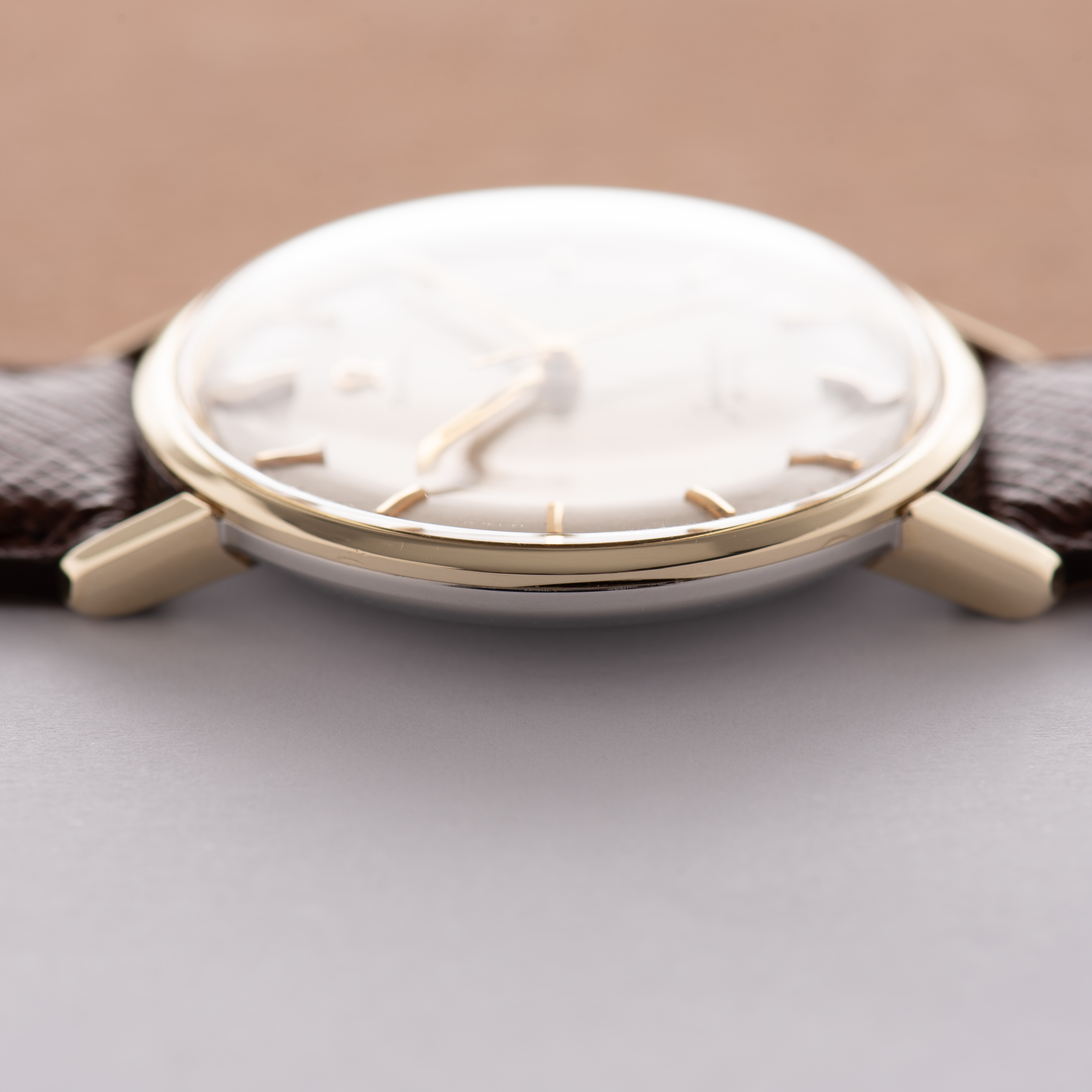 View of Omega Seamaster De Ville Date Gold/Steel Ref 14915-62 SC from 1962