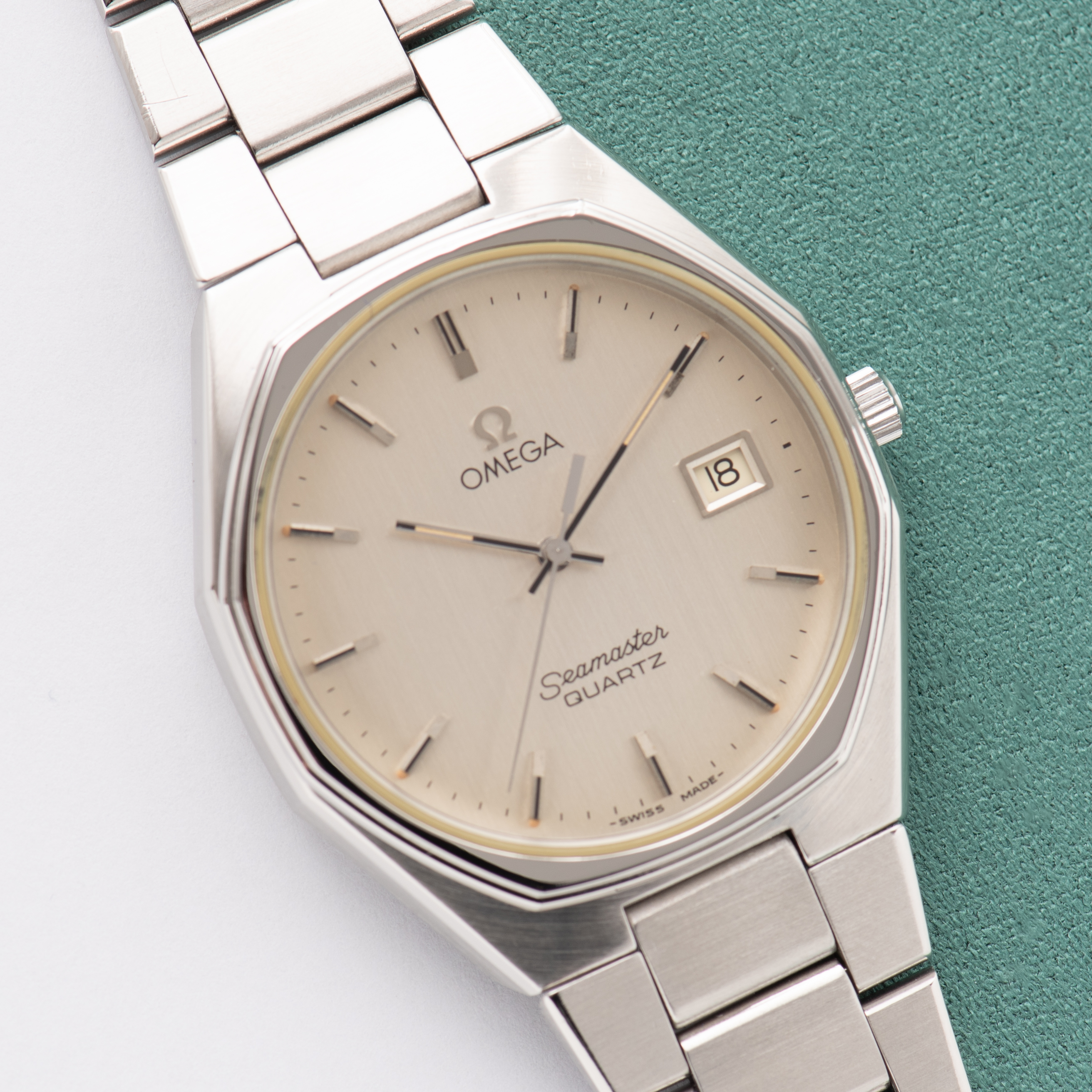 View of Omega Seamaster Quartz Silver/Creme Dial Ref 196.0128 from 1979