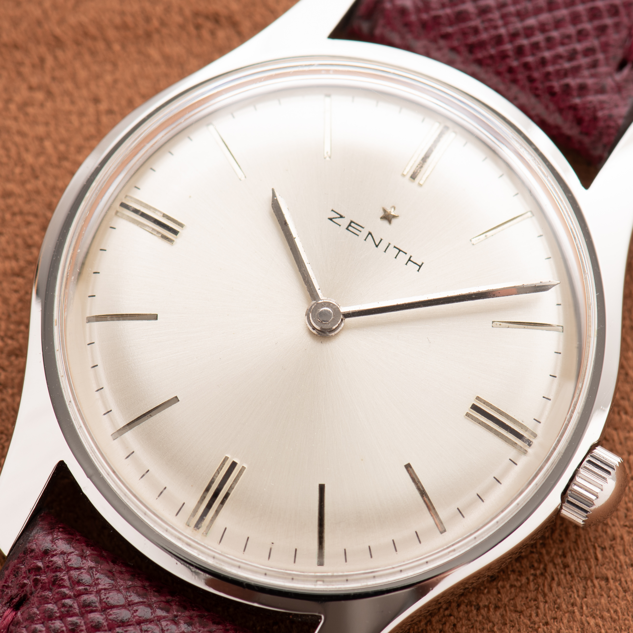 Vue de Zenith mécanique Silver dial cal 2540 réf 1113809