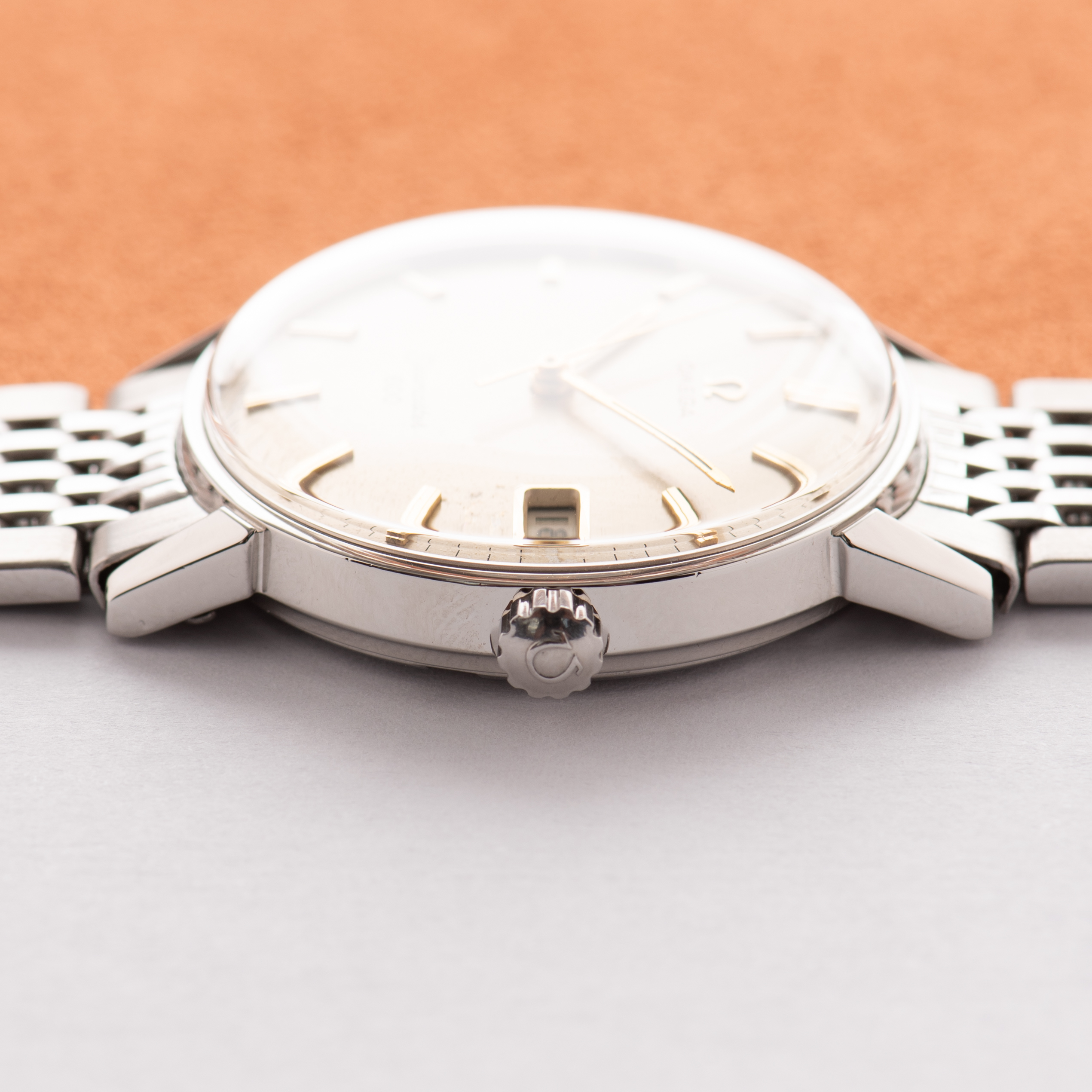 Vue de Omega Seamaster 600 réf 136.011 with Omega Milanese Mesh from 1967