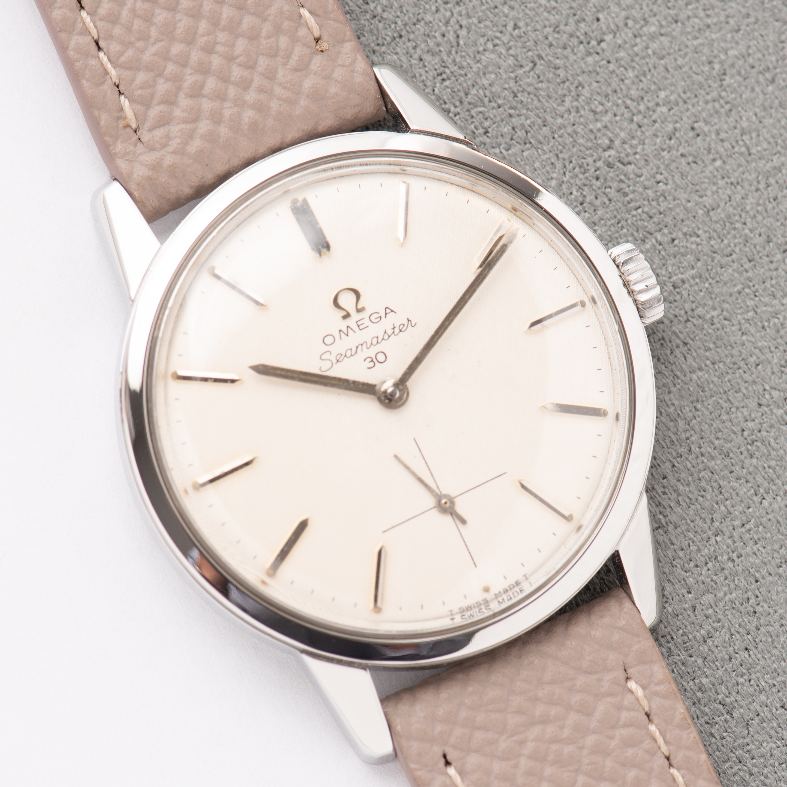 Vue de Omega Seamaster 30 "Linen Dial" from 1963 Réf 125.007-63