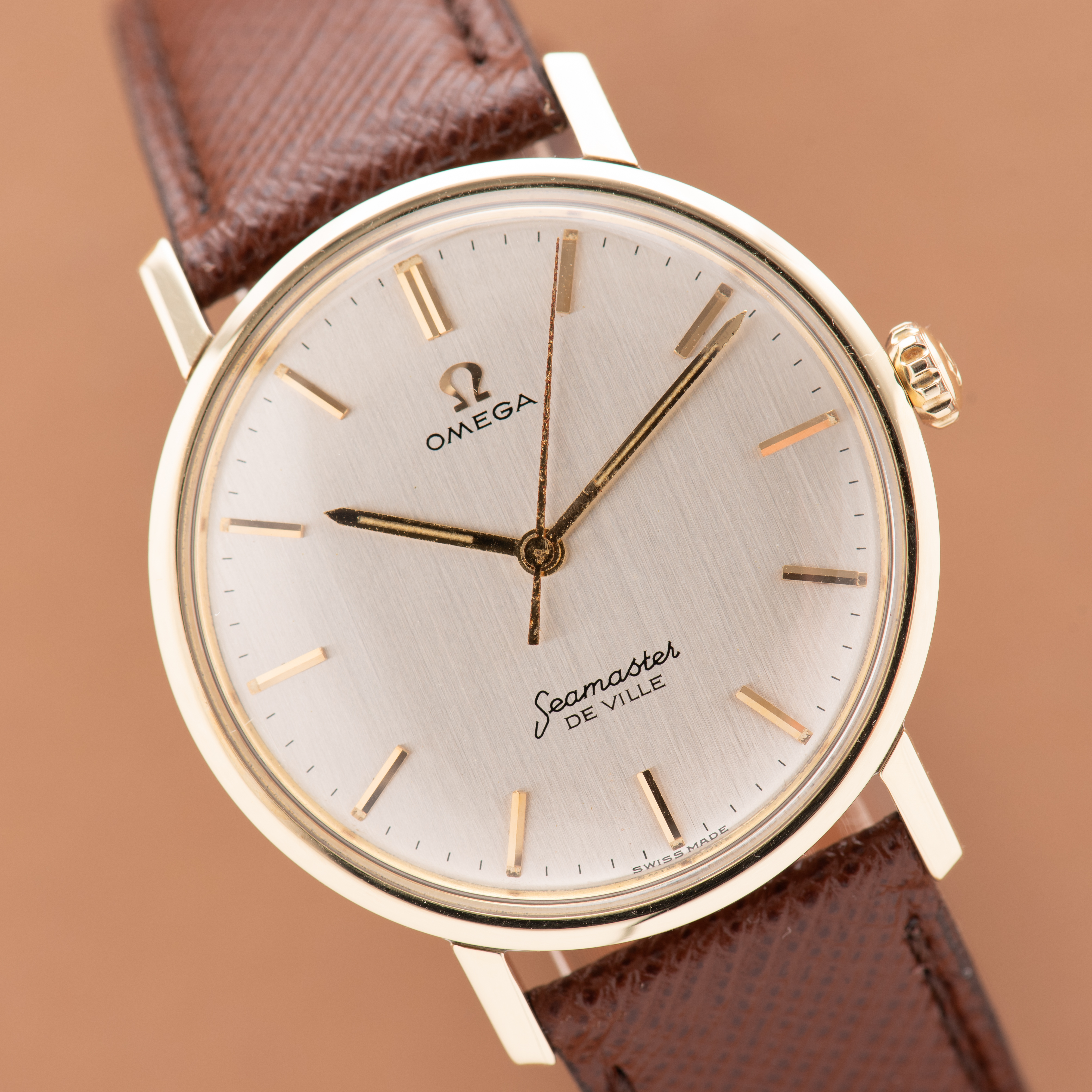 View of Omega Seamaster De Ville Date Gold/Steel Ref 14915-62 SC from 1962
