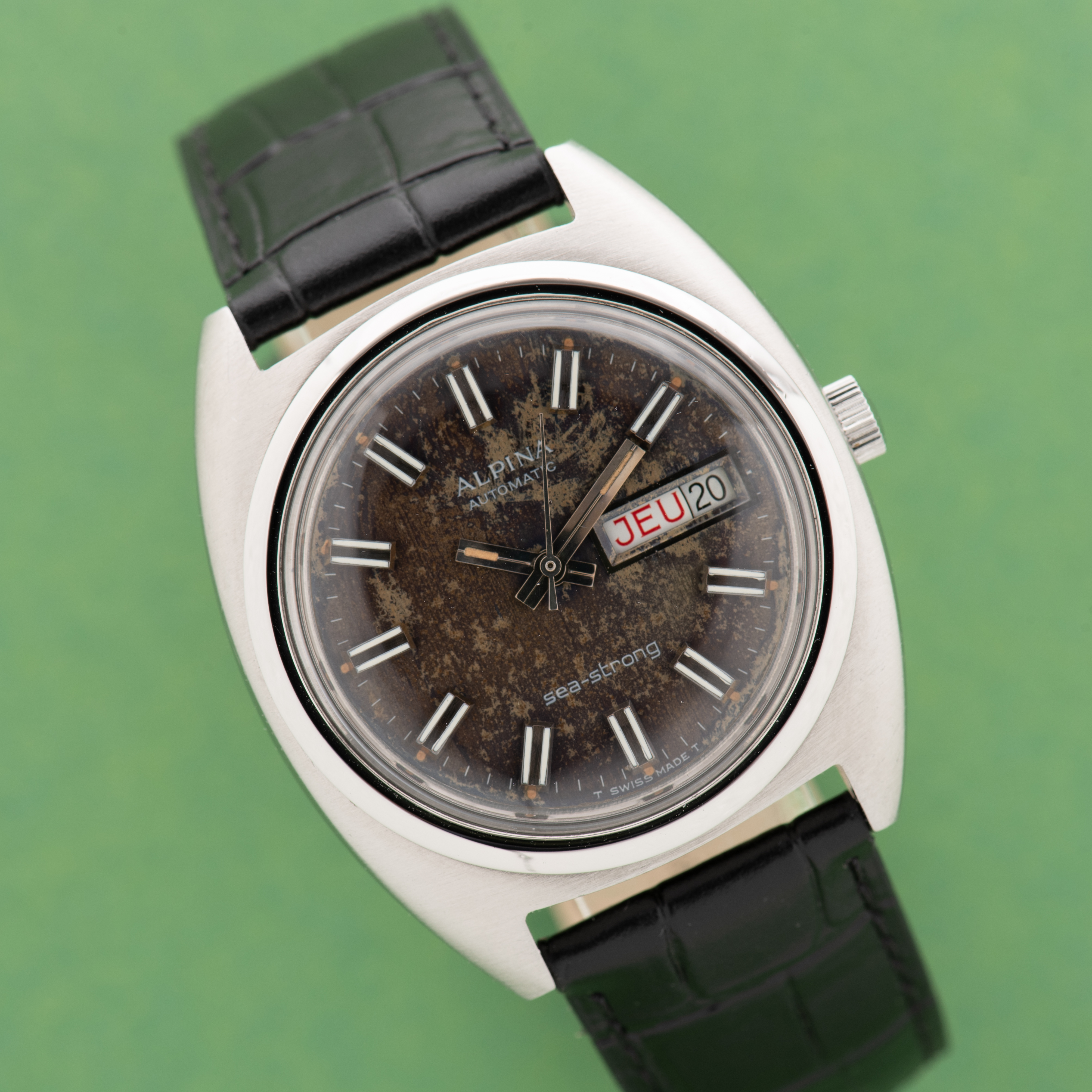 Vue de Alpina Automatic Seastrong day-date ETA 2780