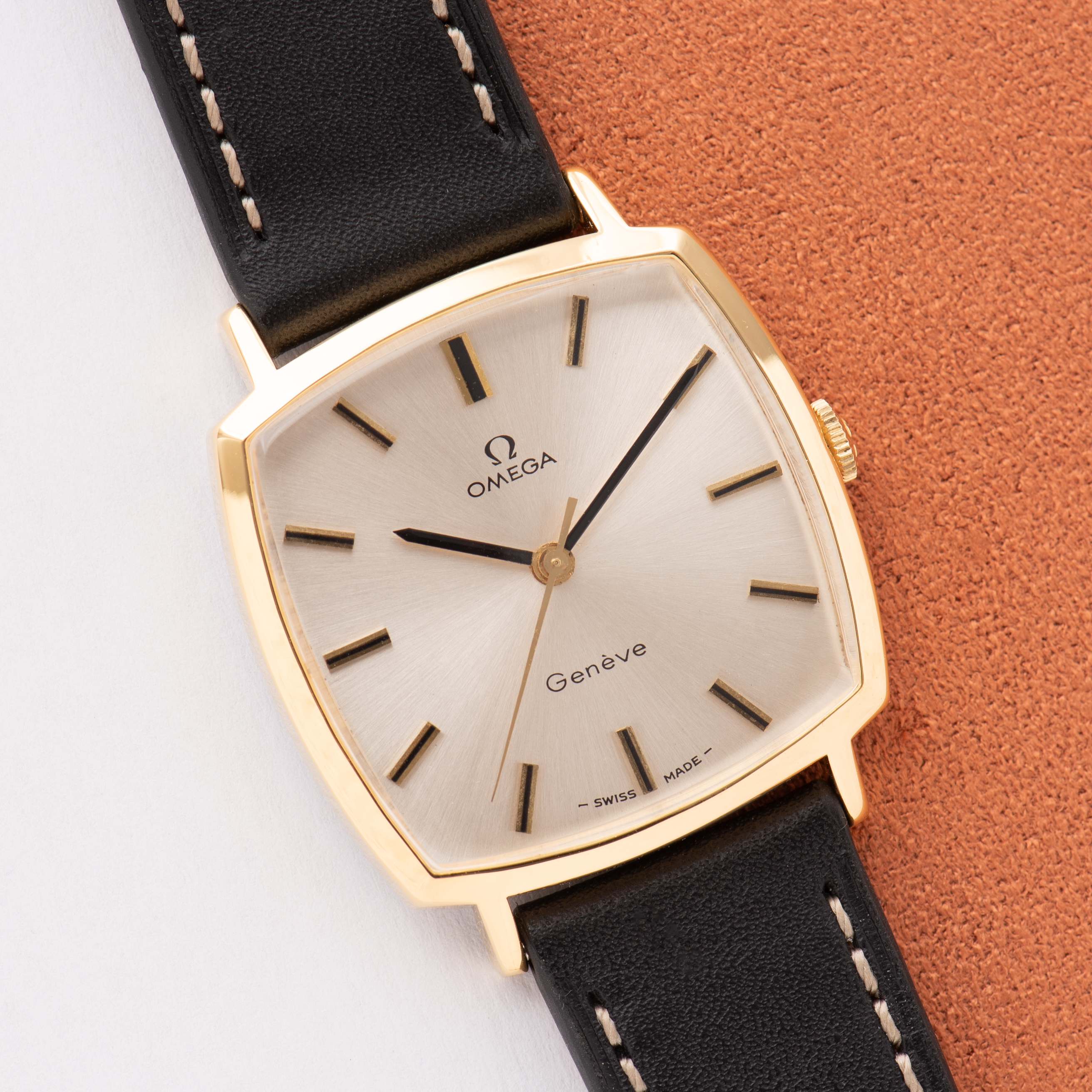 Vue de Omega Genève Classic GoldPlated réf 131.0042 from 1970