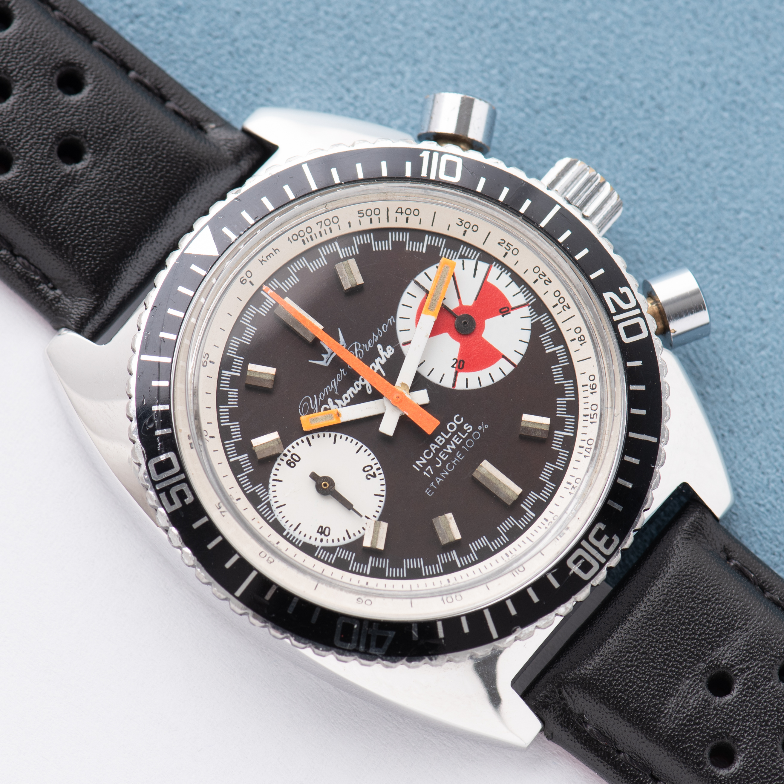 Zicht op Yunger Bresson "Yachtingraph" Chronograph Incabloc Valjoux 7733