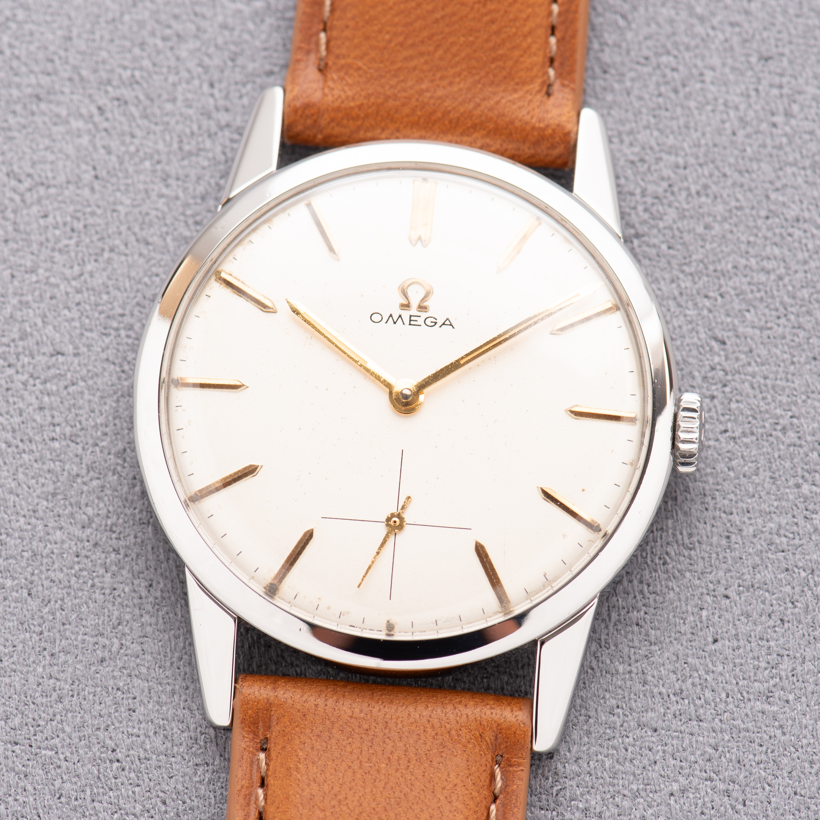View of Omega Dress Watch Small Second Steel – Calibre 269 – Réf. 121.003 – 1963