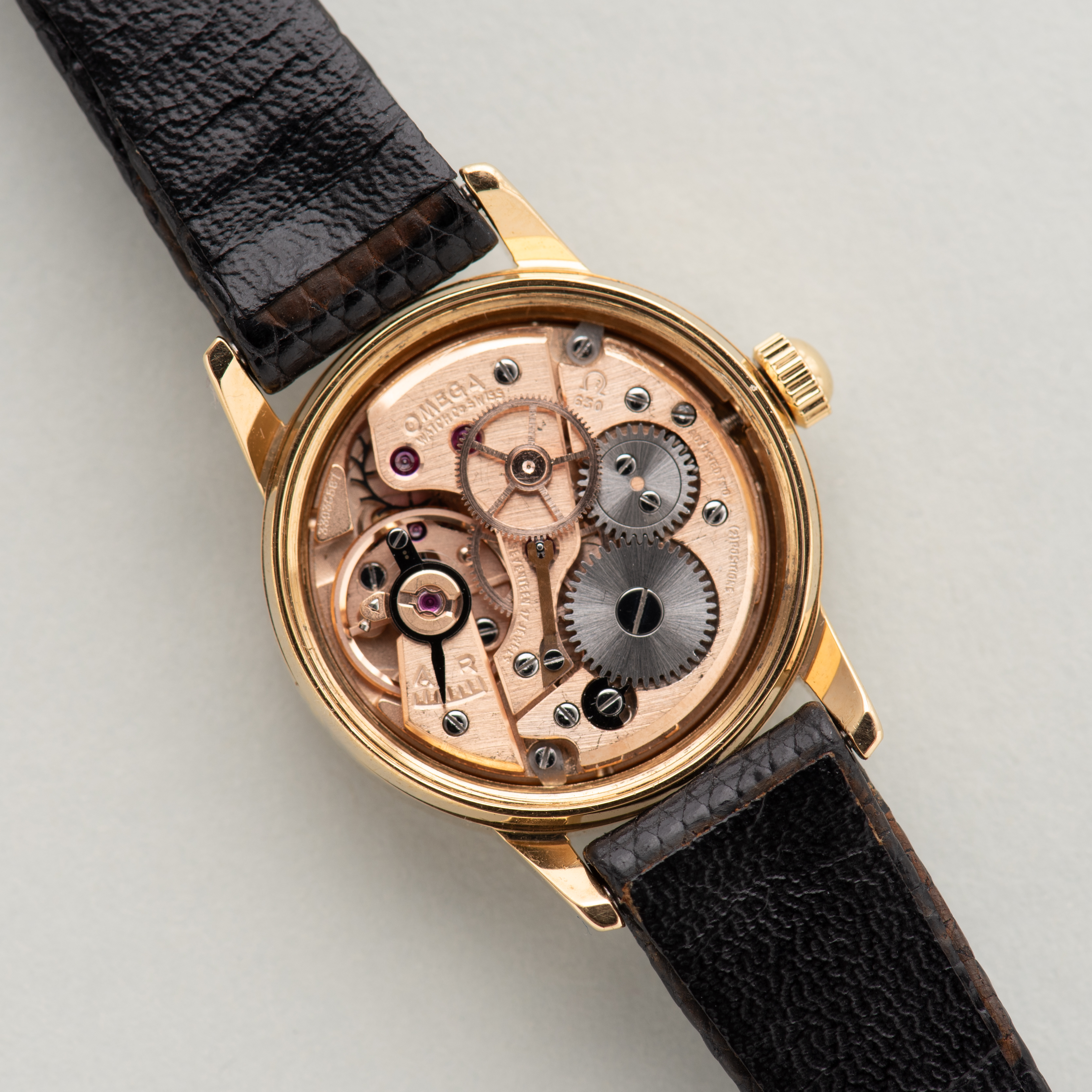 Zicht op Omega Geneve ref 535.025 cal 630 uit 1971